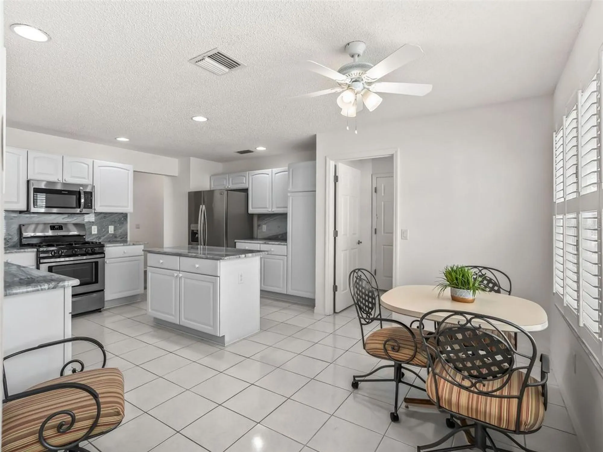 Property Slideshow image 14 of 53 | 7764 se 166th smallwood pl, The Villages, FL, 32162