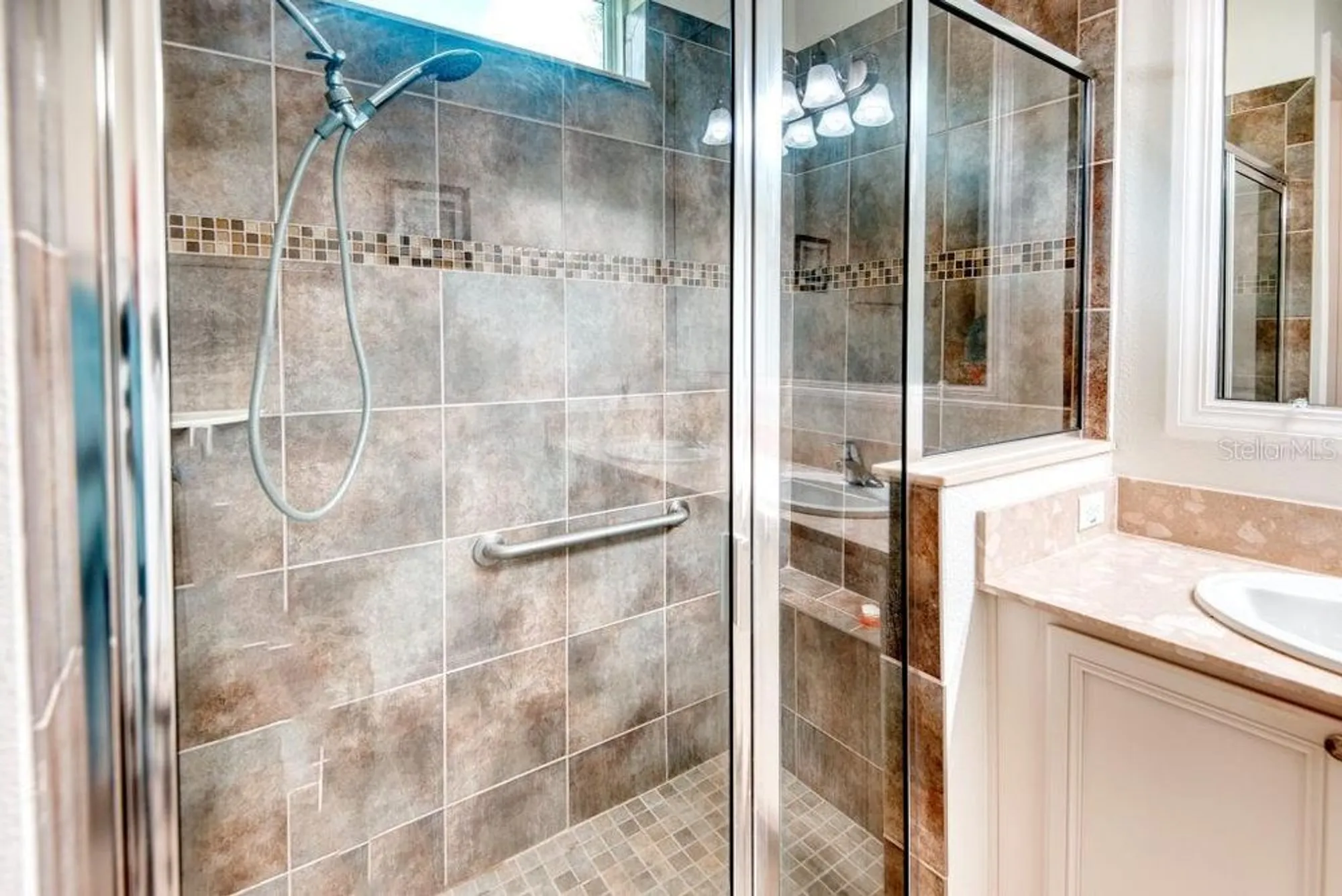 Property Slideshow image 23 of 43 | 3432 fallbrook dr, Poinciana, FL, 34759