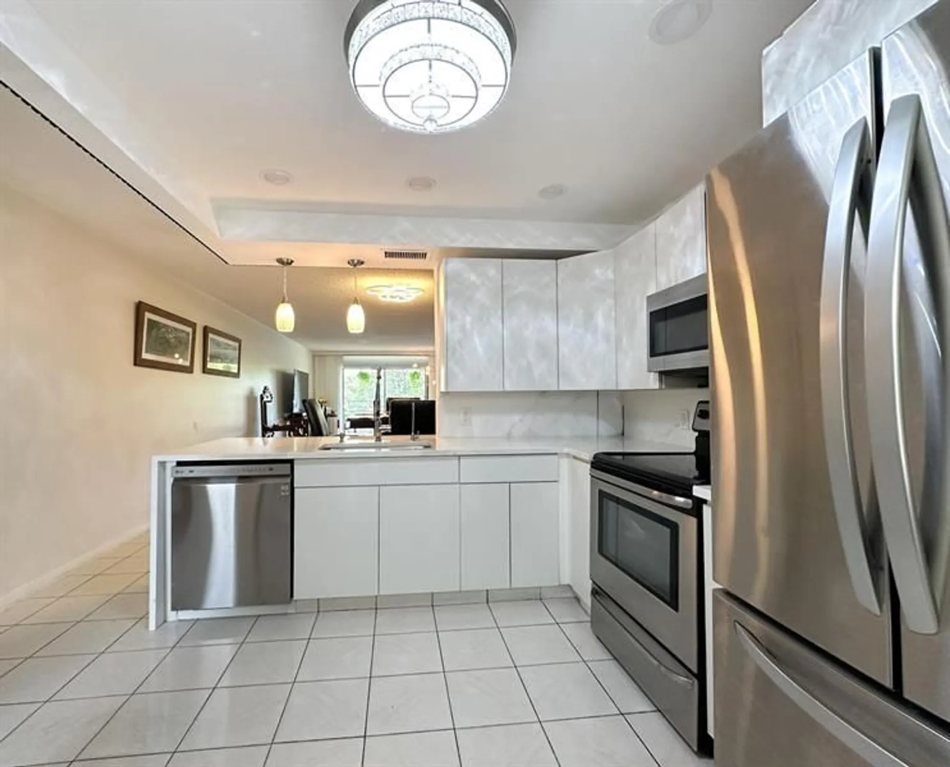 Property Slideshow image 2 of 37 | 4301 martinique cir h2, Coconut Creek, FL, 33066