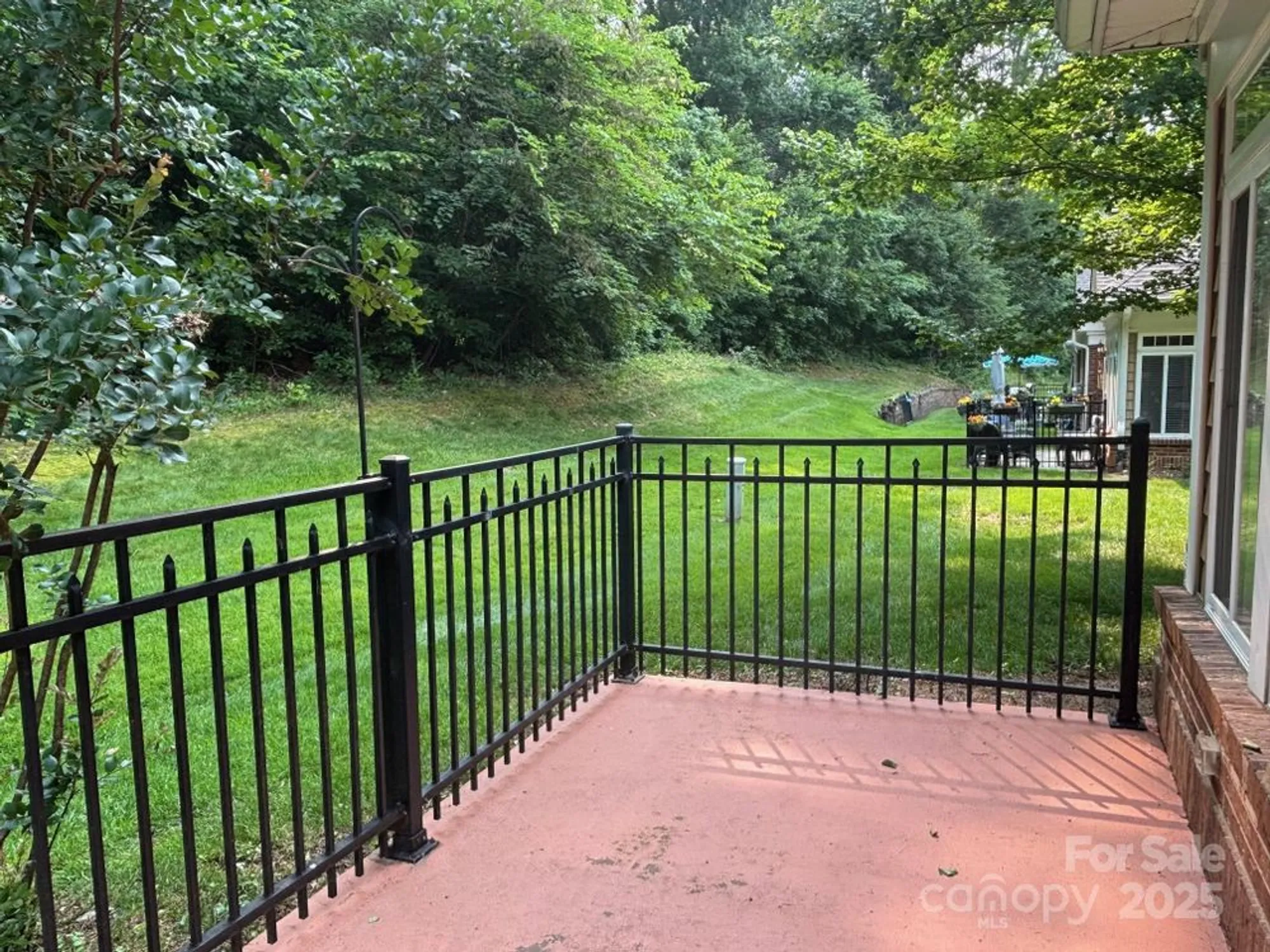 Property Slideshow image 29 of 37 | 10875 casetta dr, Matthews, NC, 28105