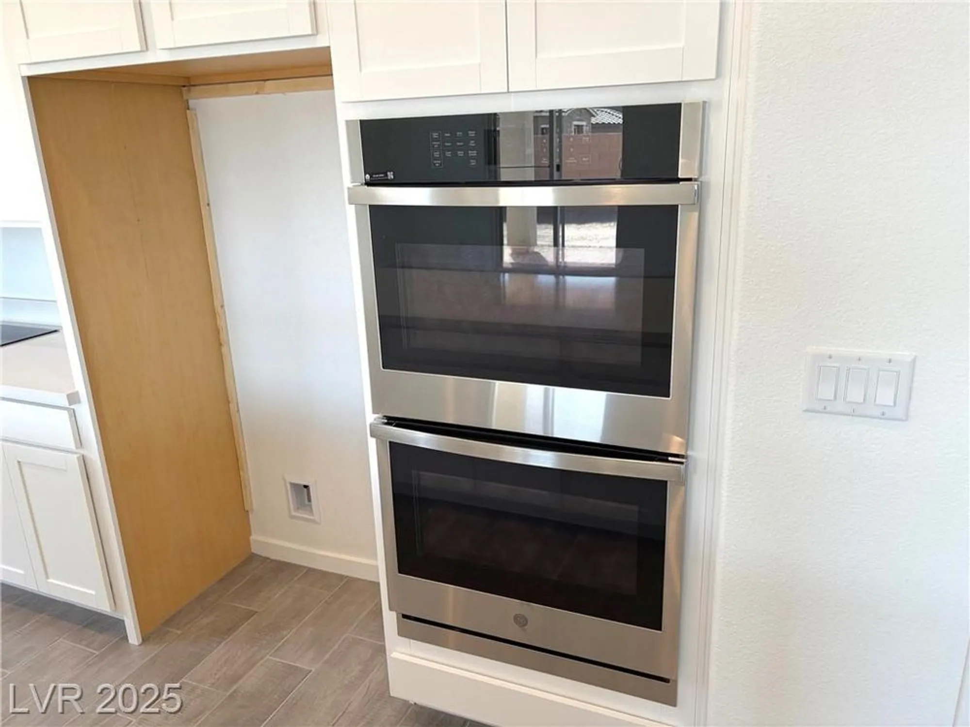 Property Slideshow image 13 of 28 | 5753 e badlands ln, Pahrump, NV, 89061