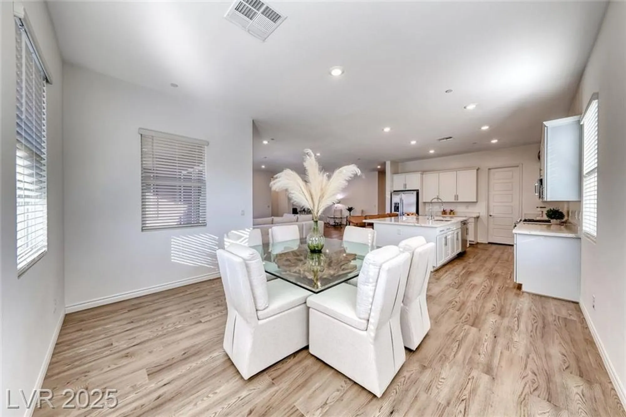 Property Slideshow image 14 of 65 | 141 juliette pointe ln, Henderson, NV, 89011