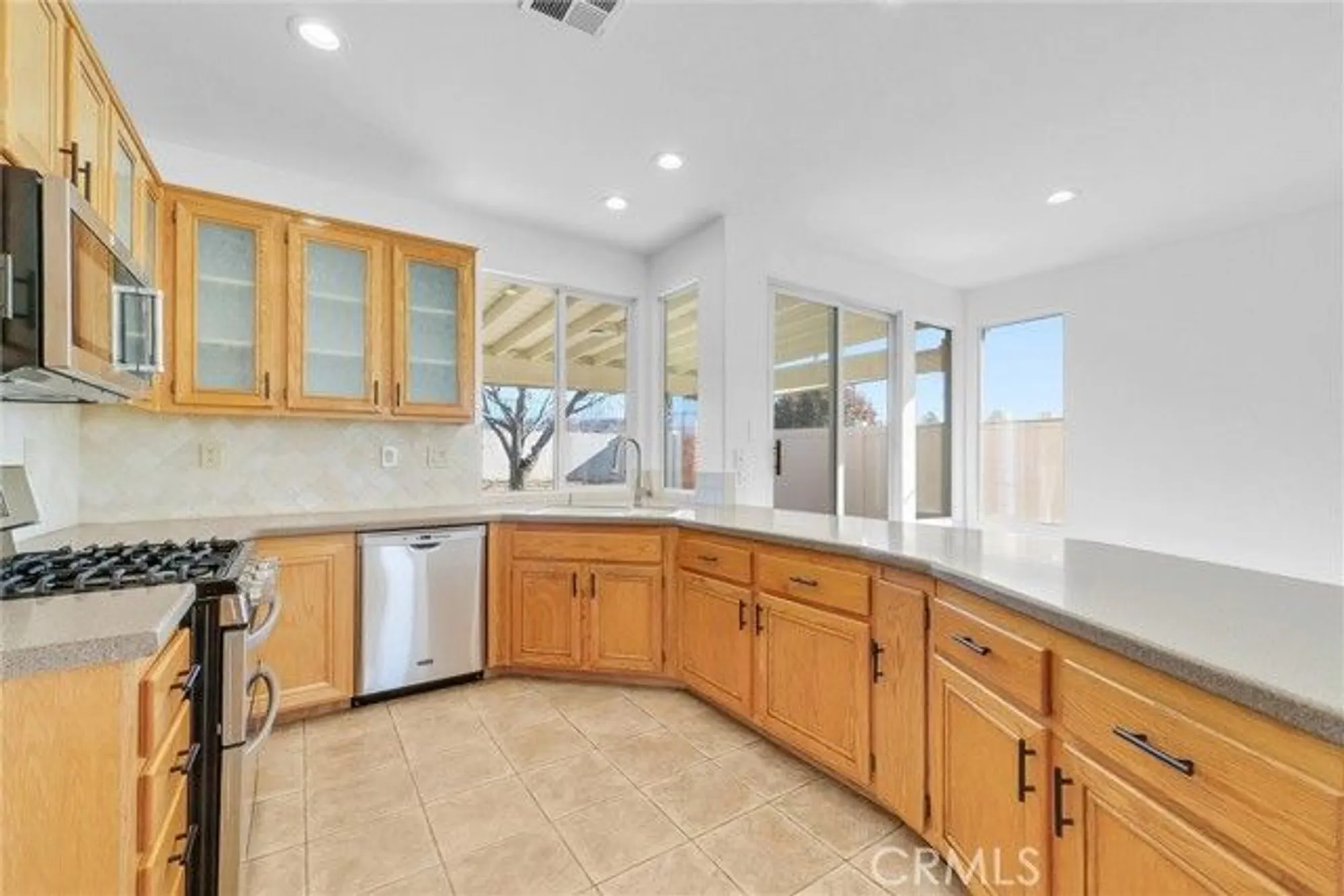 Property Slideshow image 13 of 47 | 4826 crenshaw cir, Banning, CA, 92220