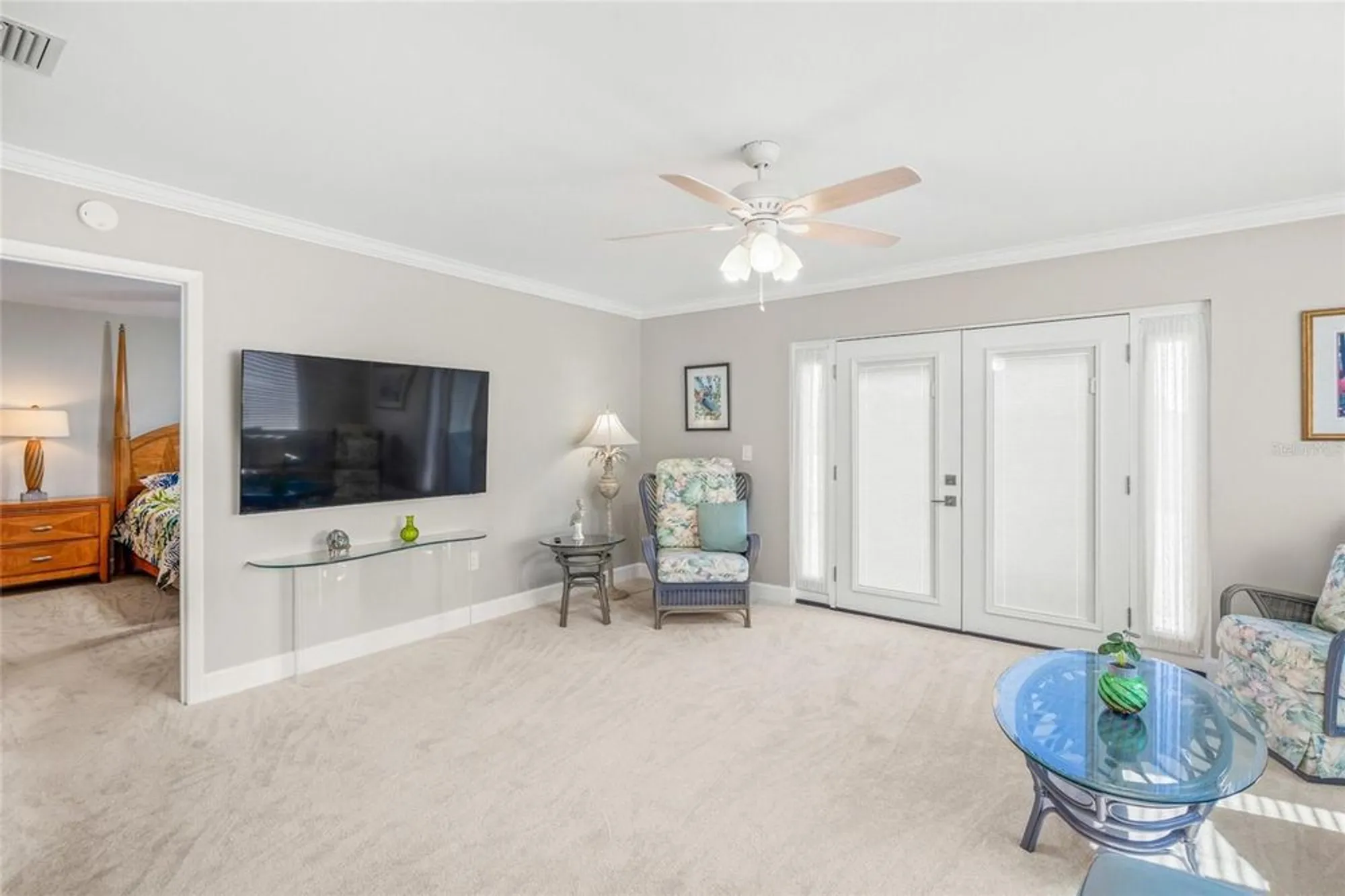 Property Slideshow image 13 of 35 | 6213 green view dr # 127, Sarasota, FL, 34231