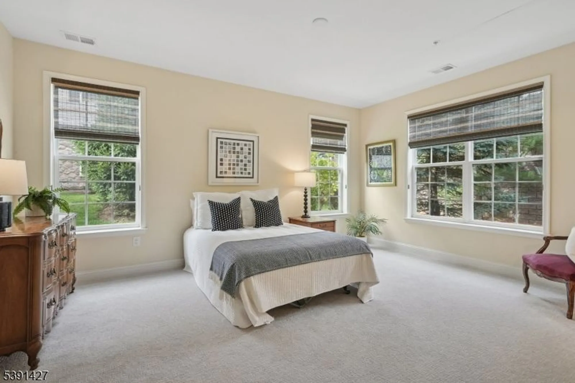 Property Slideshow image 14 of 45 | 6 pebble rd unit d1 # d1, Woodland Park, NJ, 07424