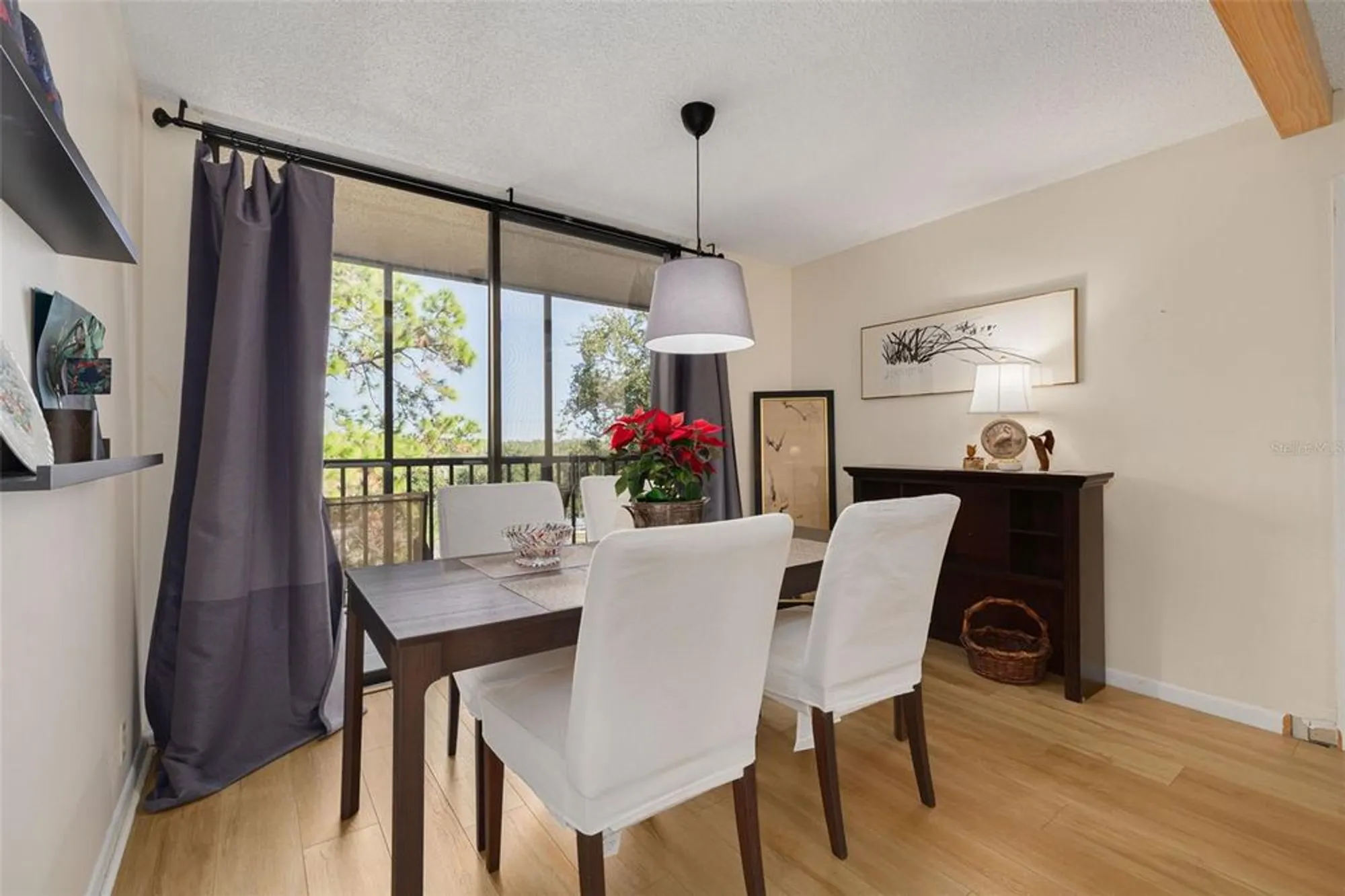 Property Slideshow image 7 of 29 | 3062 eastland blvd 406, Clearwater, FL, 33761