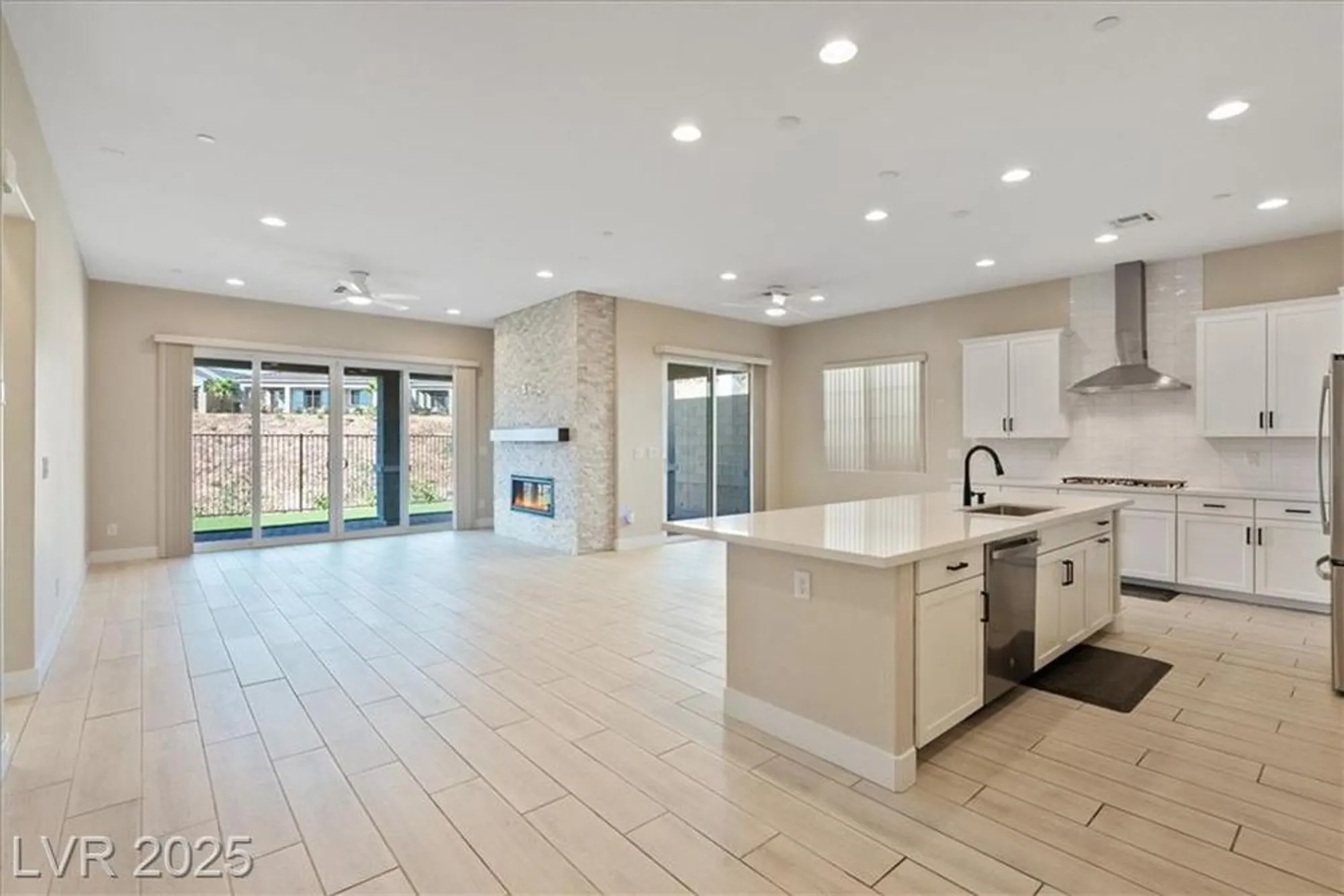Property Slideshow image 12 of 35 | 85 cathedral wash pl, Henderson, NV, 89011