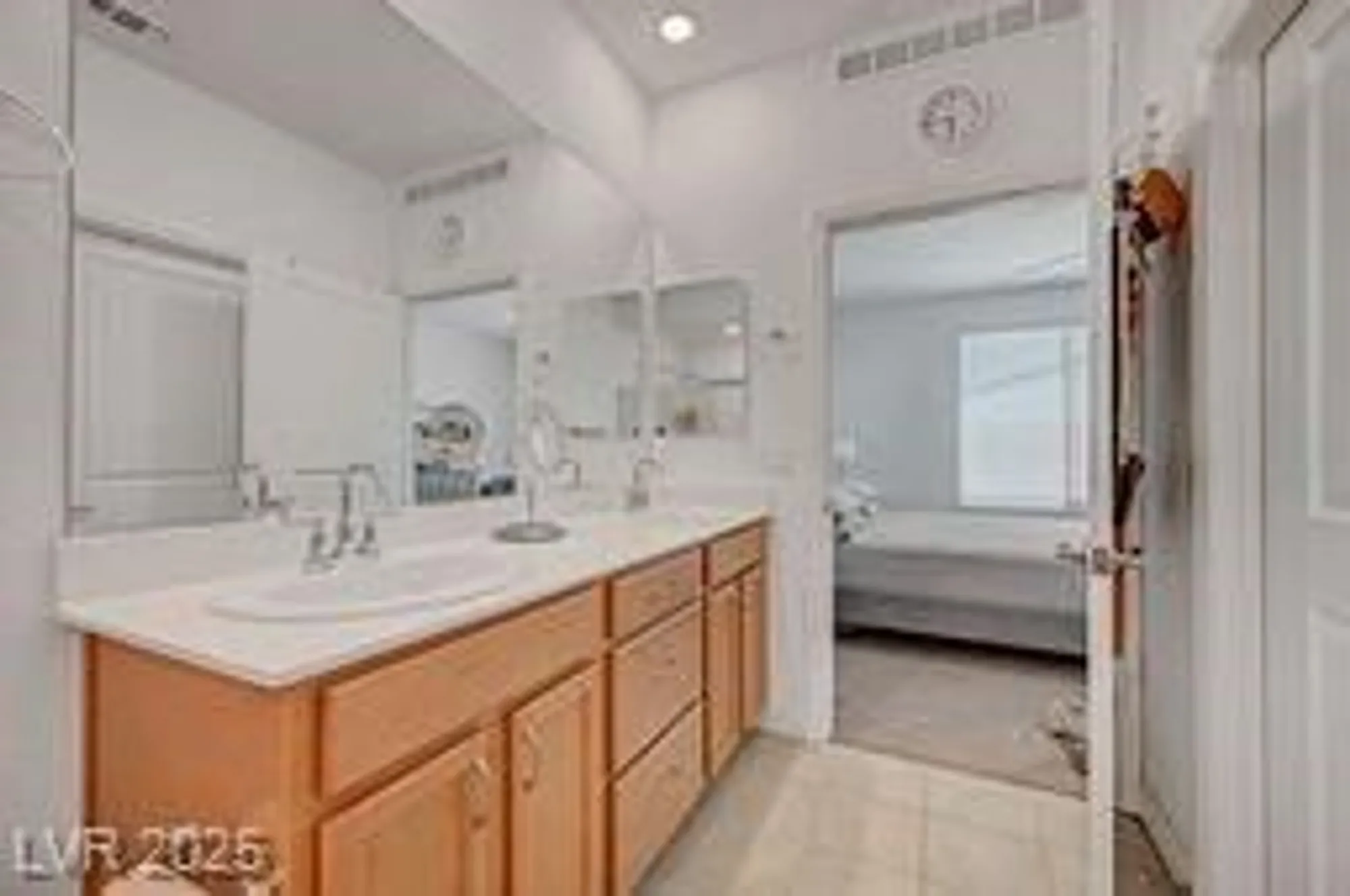 Property Slideshow image 18 of 35 | 2379 albury ave, North Las Vegas, NV, 89086