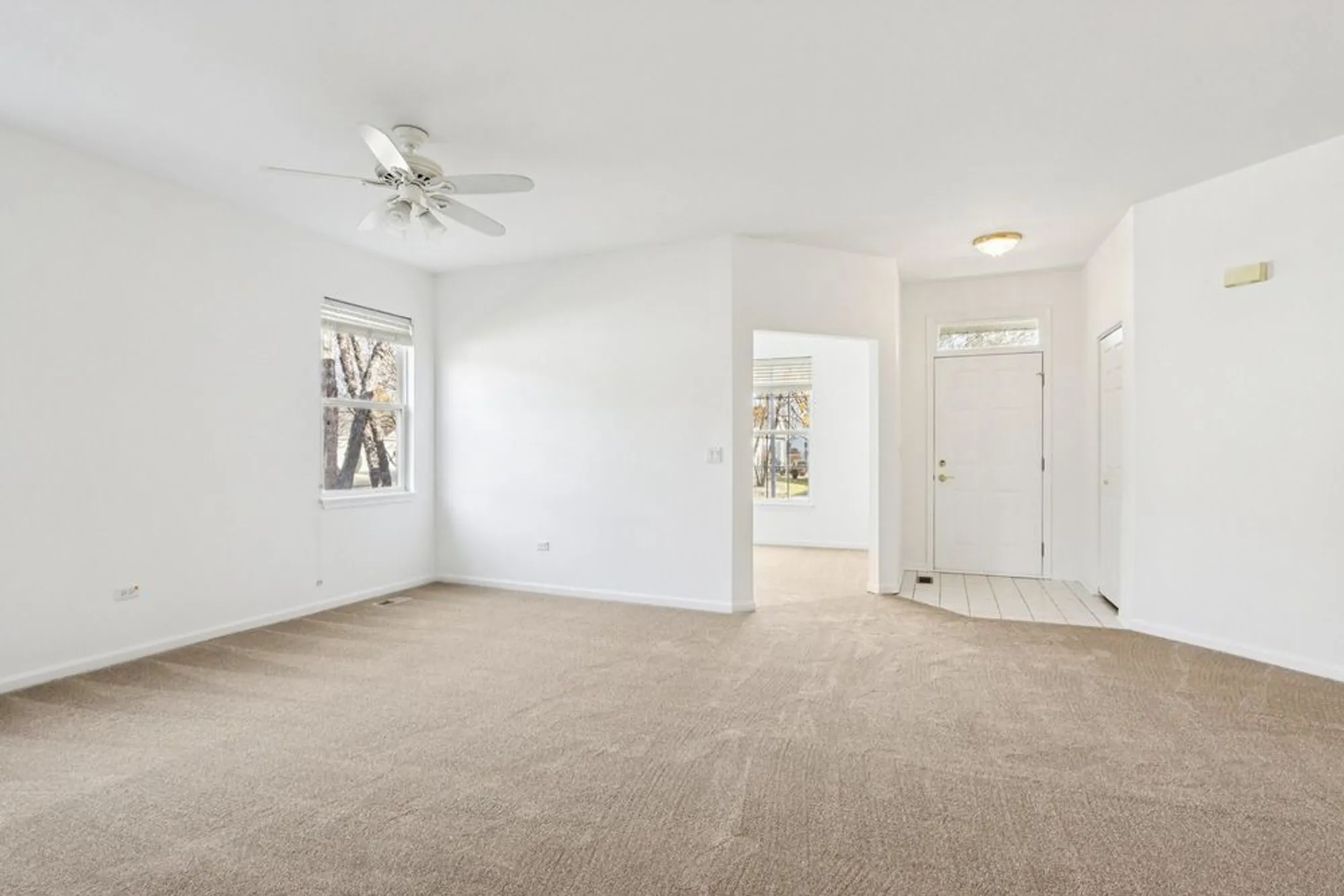 Property Slideshow image 6 of 38 | 13322 s bayberry ln, Plainfield, IL, 60544