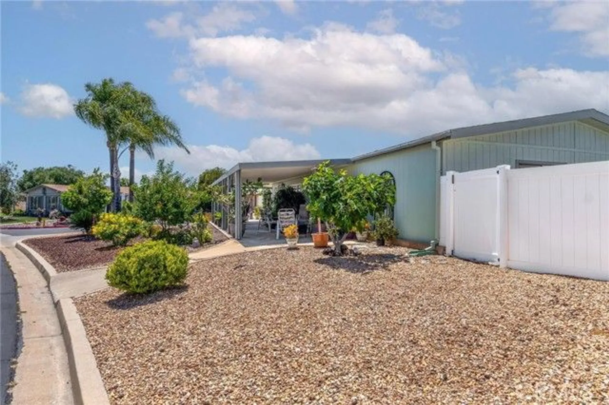 Property Slideshow image 35 of 49 | 38124 calle amigable, Murrieta, CA, 92563