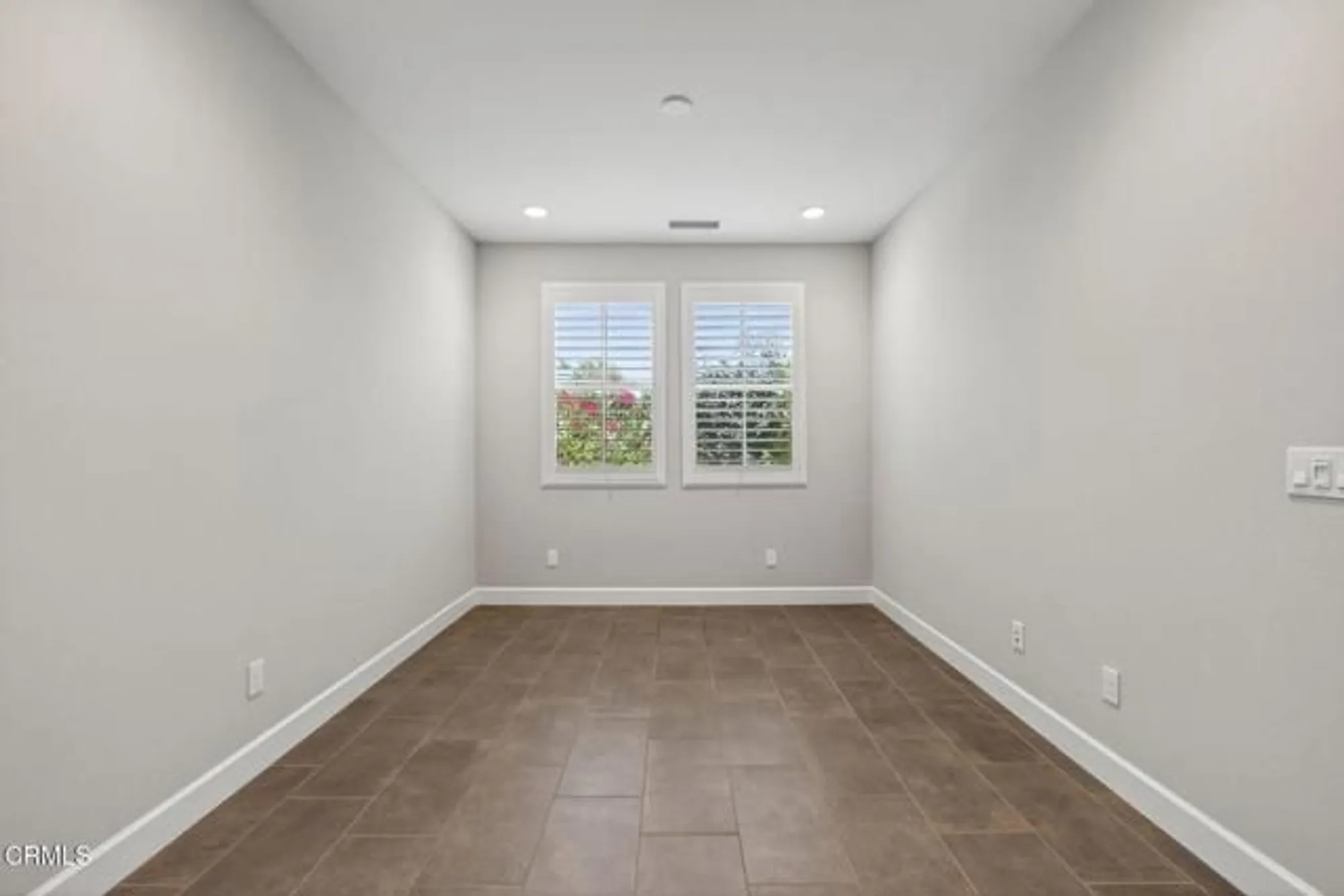 Property Slideshow image 24 of 78 | 2420 quartsite dr, Camarillo, CA, 93012