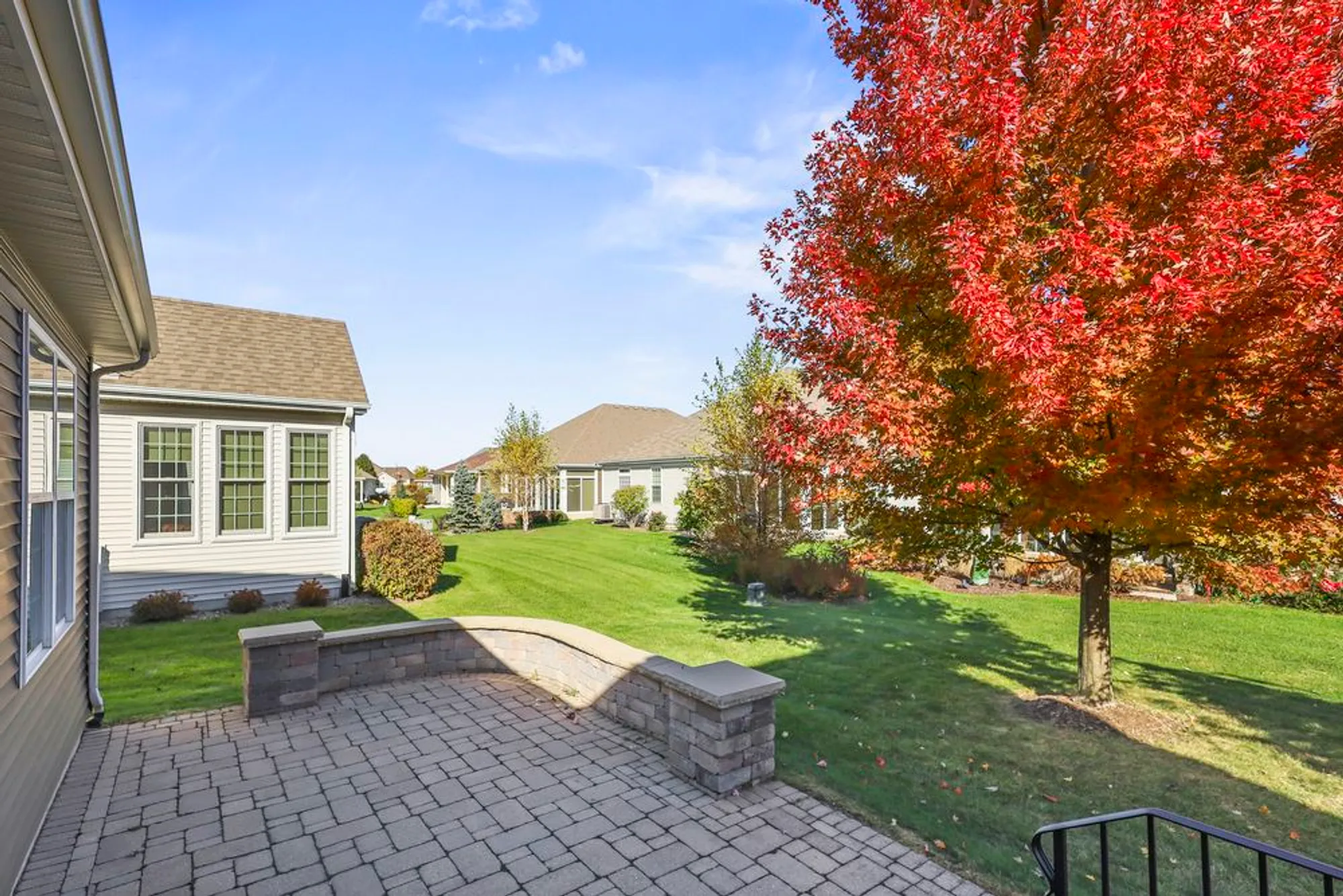 Property Slideshow image 29 of 31 | 2628 drexel dr, Naperville, IL, 60564