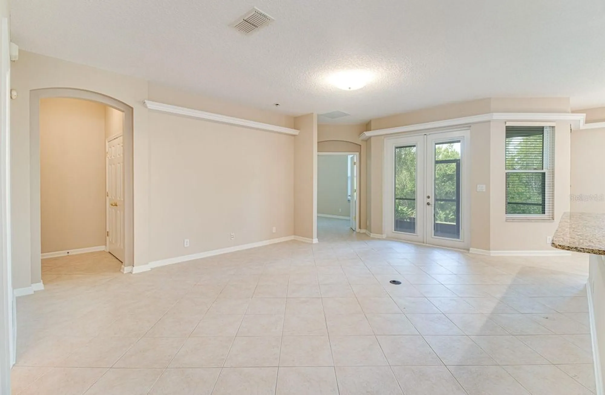 Property Slideshow image 15 of 46 | 1018 heron point cir, Deland, FL, 32724