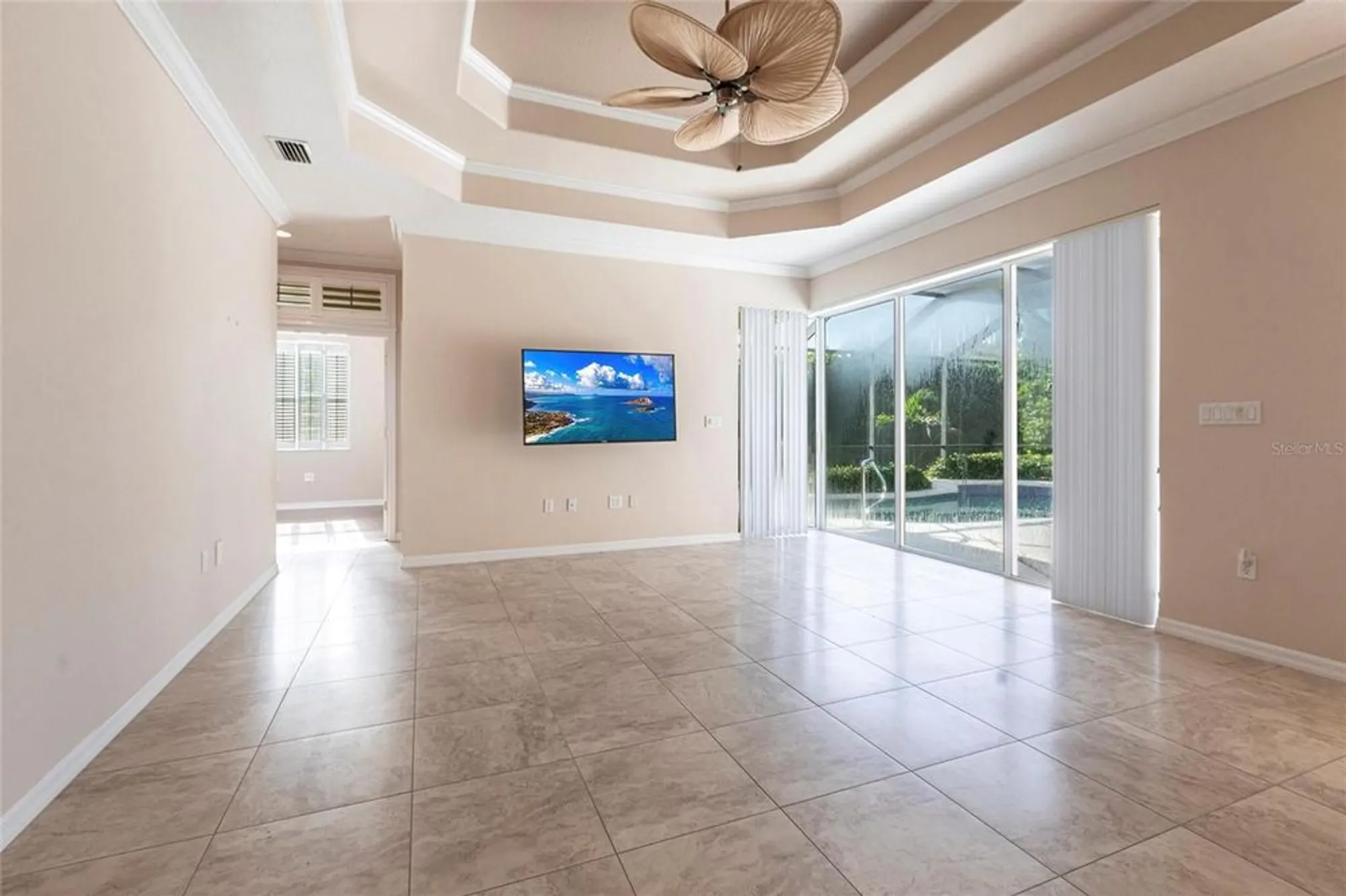 Property Slideshow image 14 of 51 | 7211 treymore ct, Sarasota, FL, 34243
