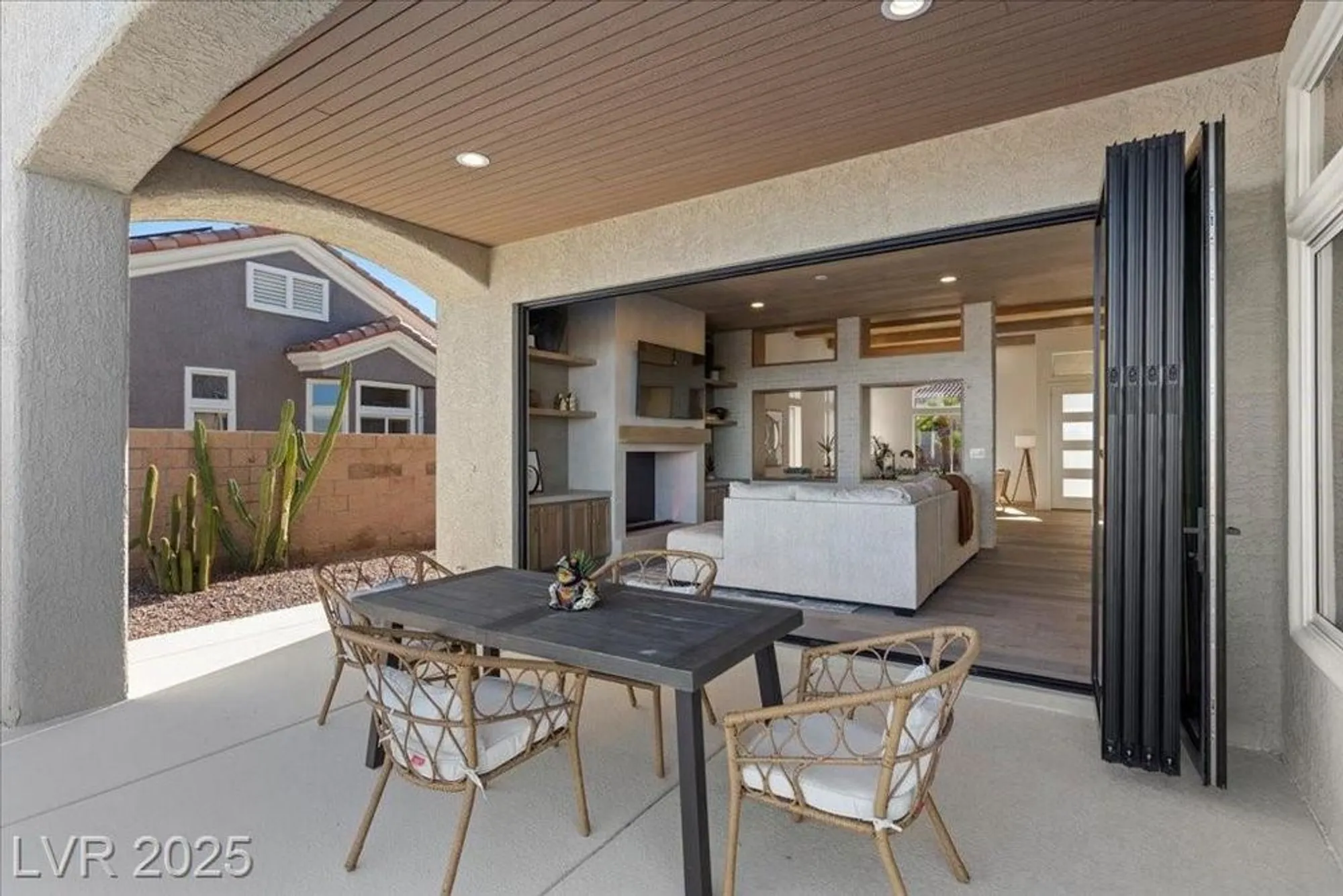 Property Slideshow image 19 of 78 | 2508 faiss dr, Las Vegas, NV, 89134