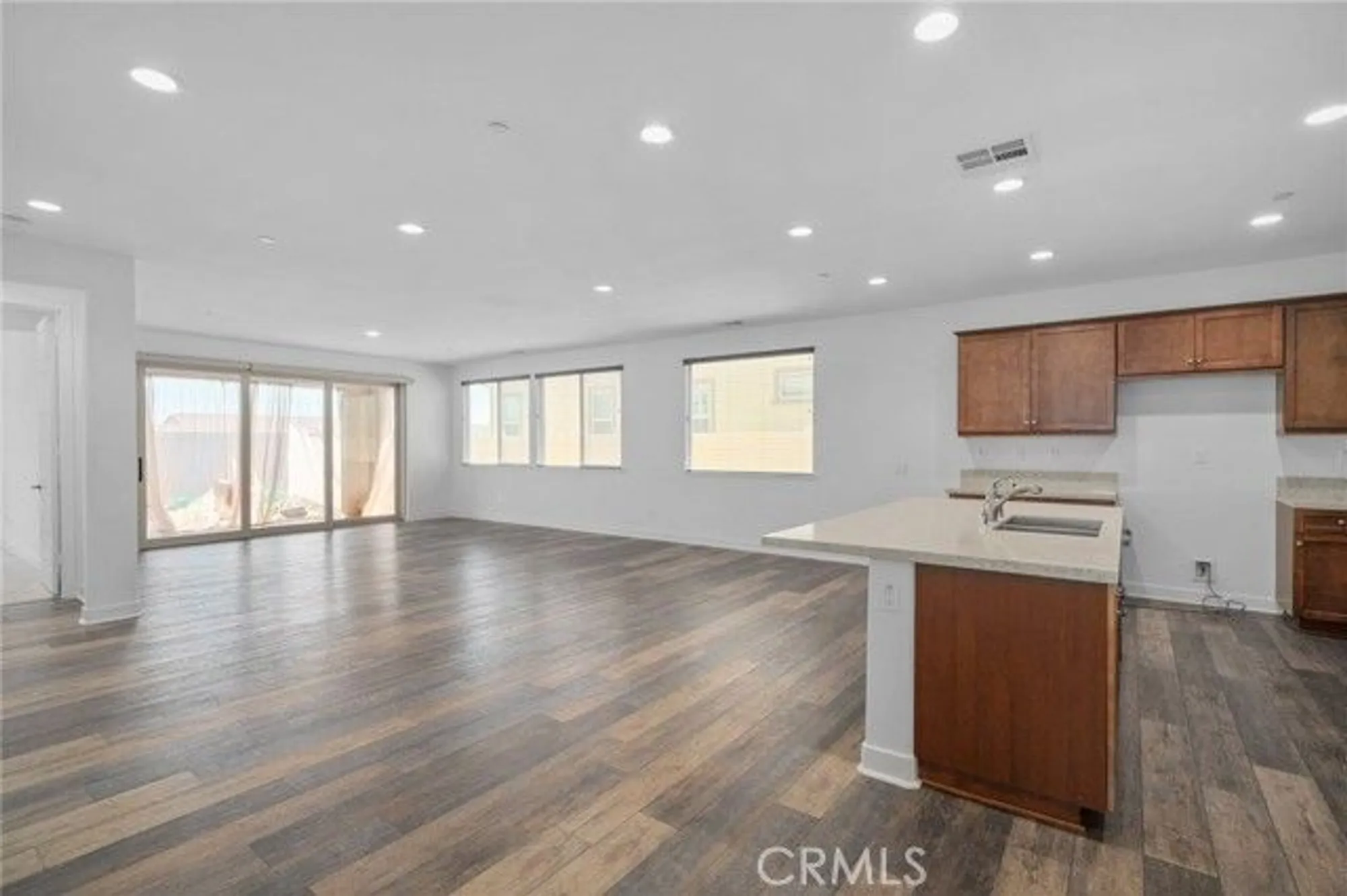 Property Slideshow image 8 of 54 | 1649 spring run ln, Beaumont, CA, 92223