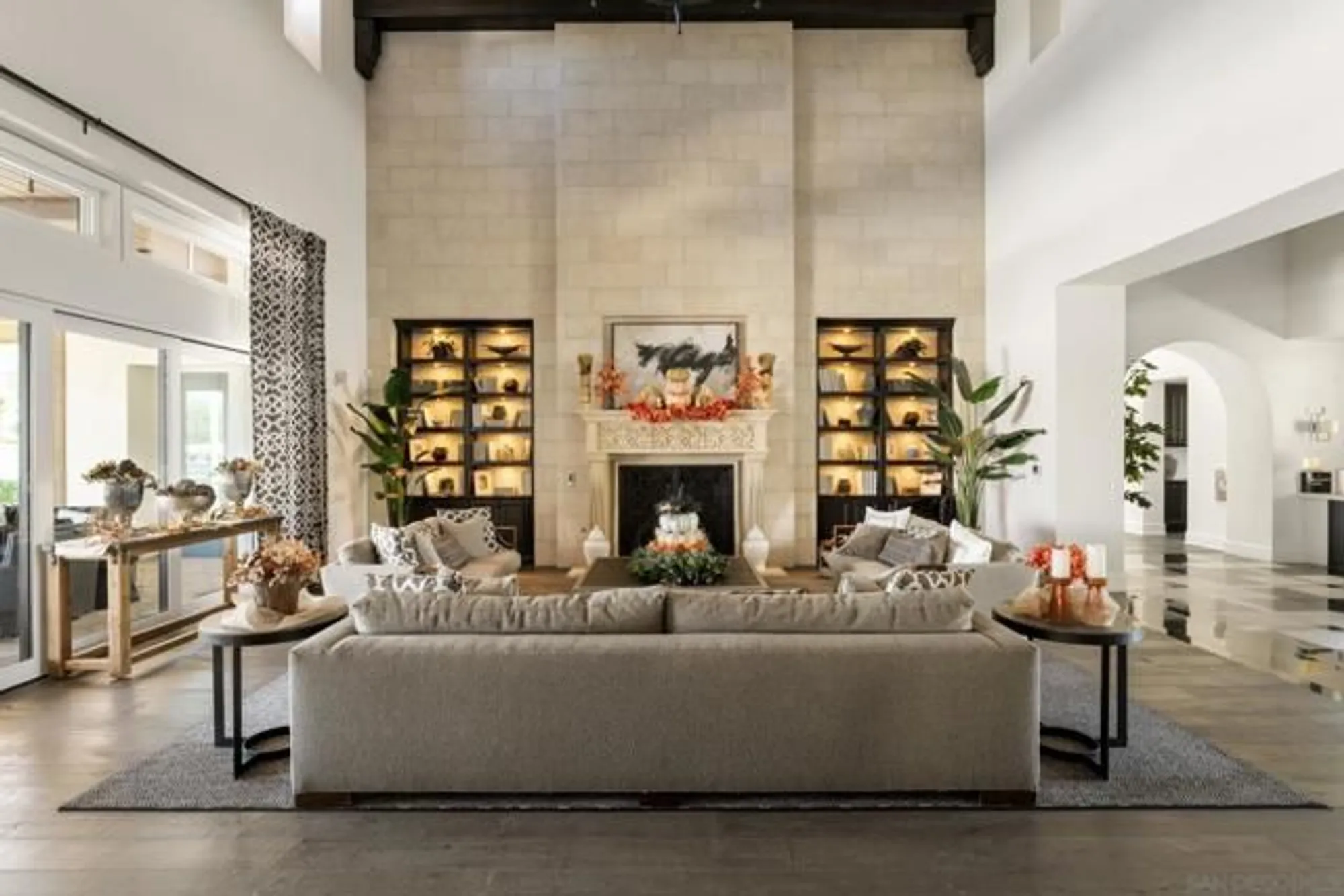 Property Slideshow image 29 of 41 | 7964 auberge cir, San Diego, CA, 92127