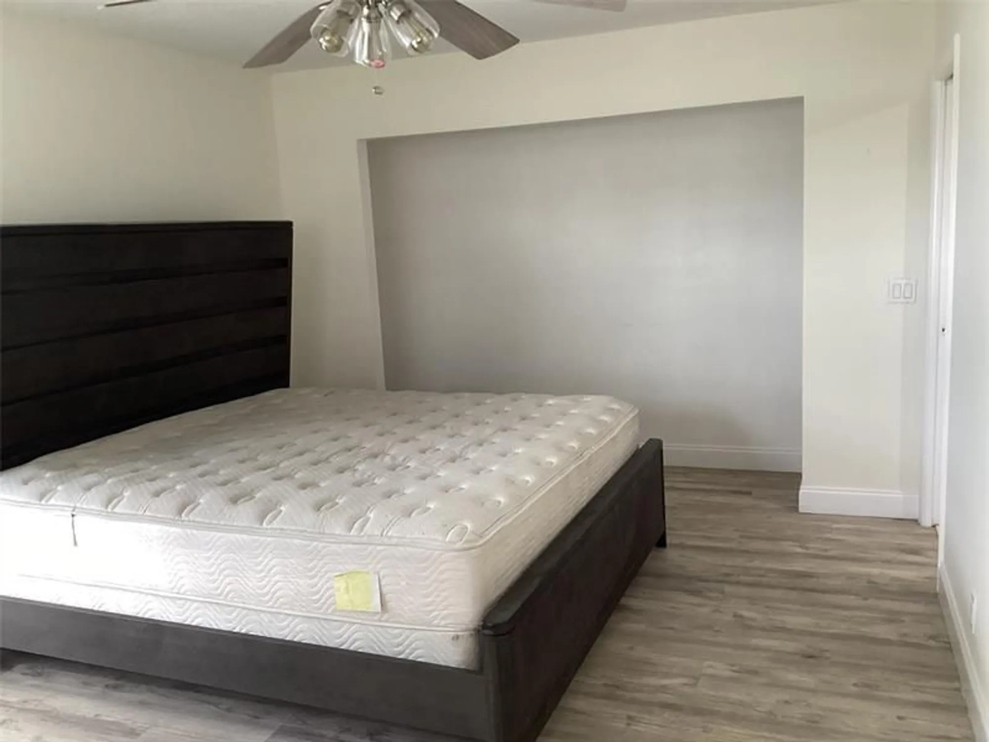 Property Slideshow image 8 of 9 | 880 normandy s # 880, Delray Beach, FL, 33484