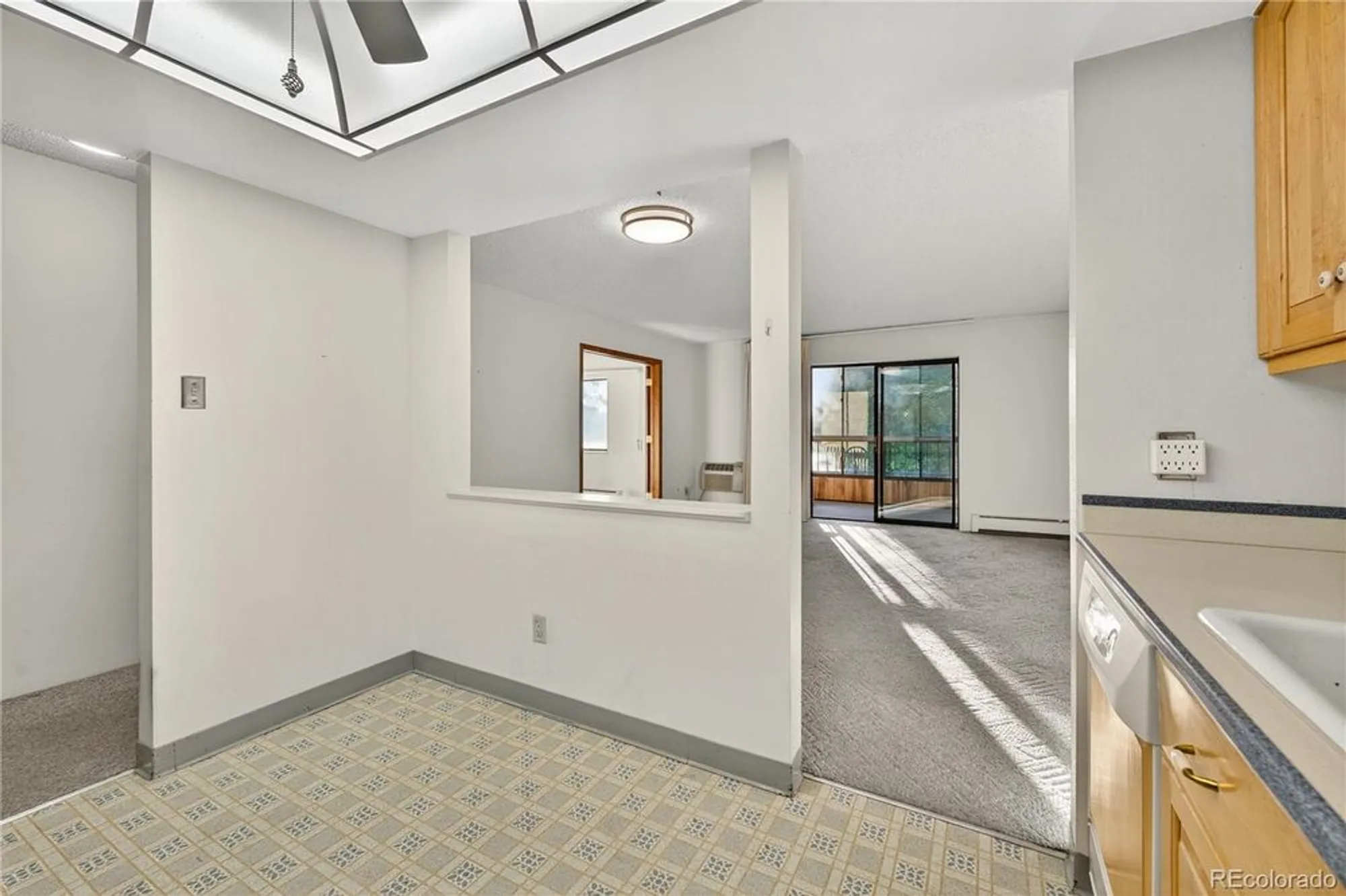 Property Slideshow image 13 of 37 | 13800 e marina dr apt 104, Aurora, CO, 80014