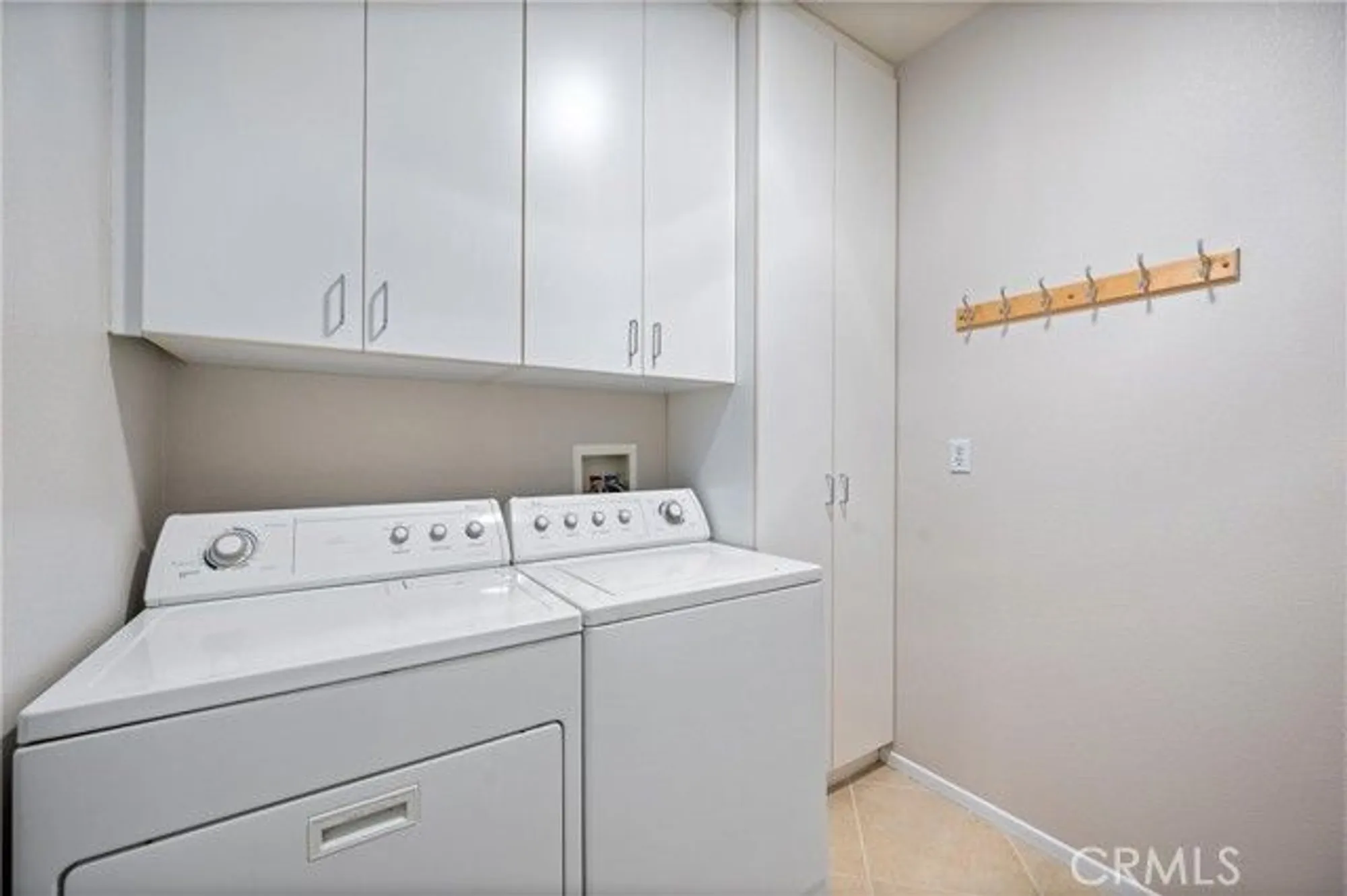 Property Slideshow image 14 of 53 | 28216 meadowsweet dr, Menifee, CA, 92584