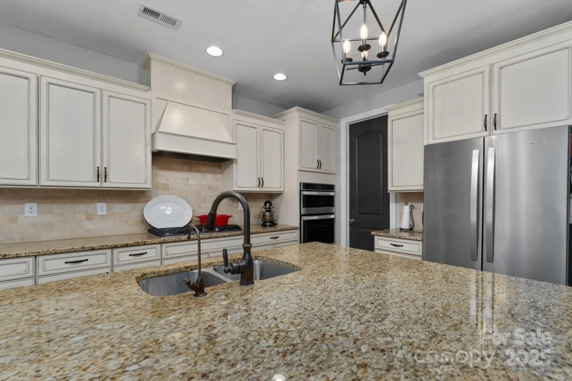 Property Slideshow image 17 of 48 | 4946 norman park pl, Lake Wylie, SC, 29710
