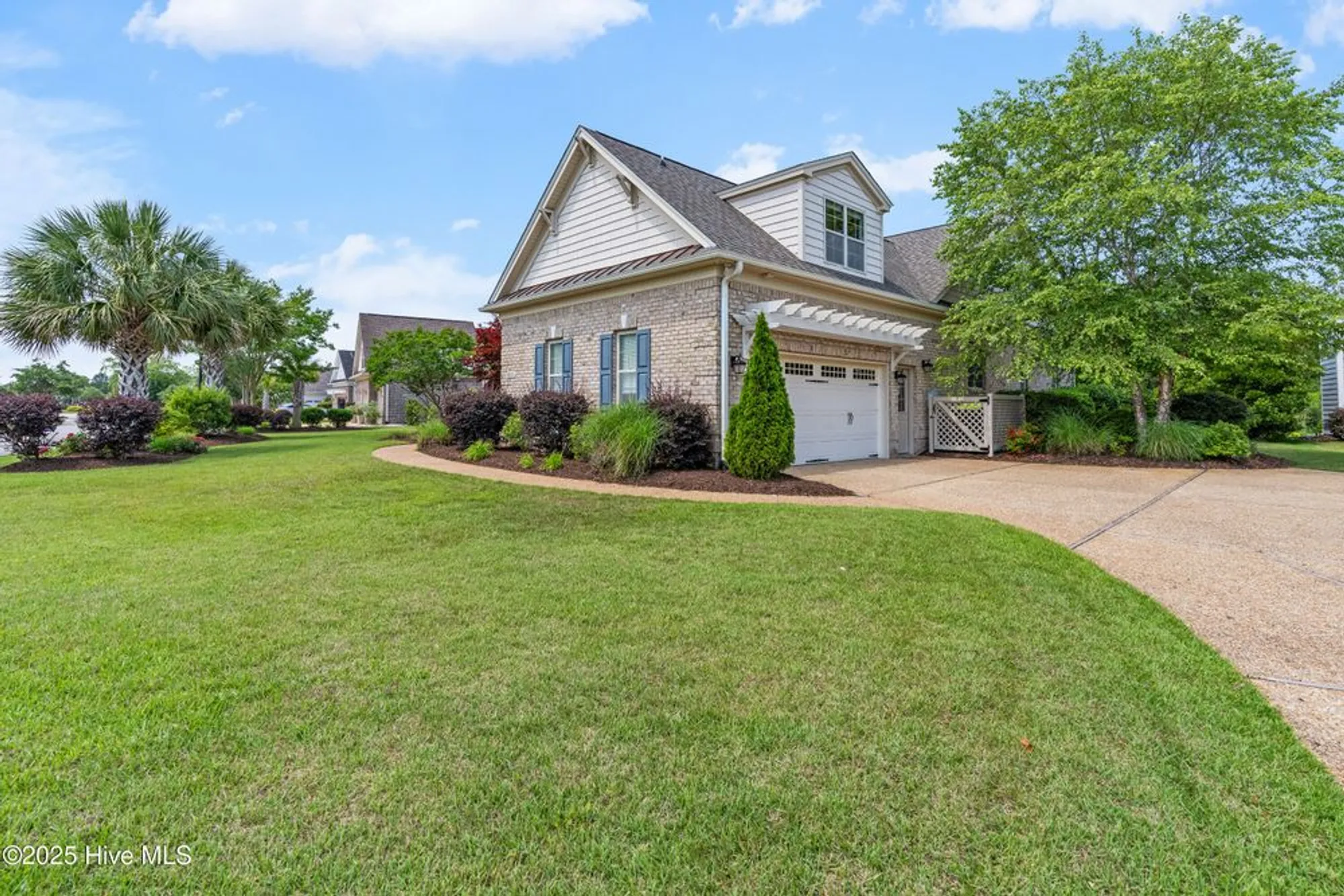 Property Slideshow image 11 of 84 | 8313 compass pointe east wynd, Leland, NC, 28451