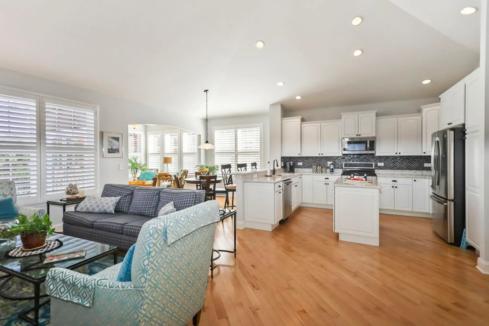 Property Slideshow image 21 of 31 | 2628 drexel dr, Naperville, IL, 60564