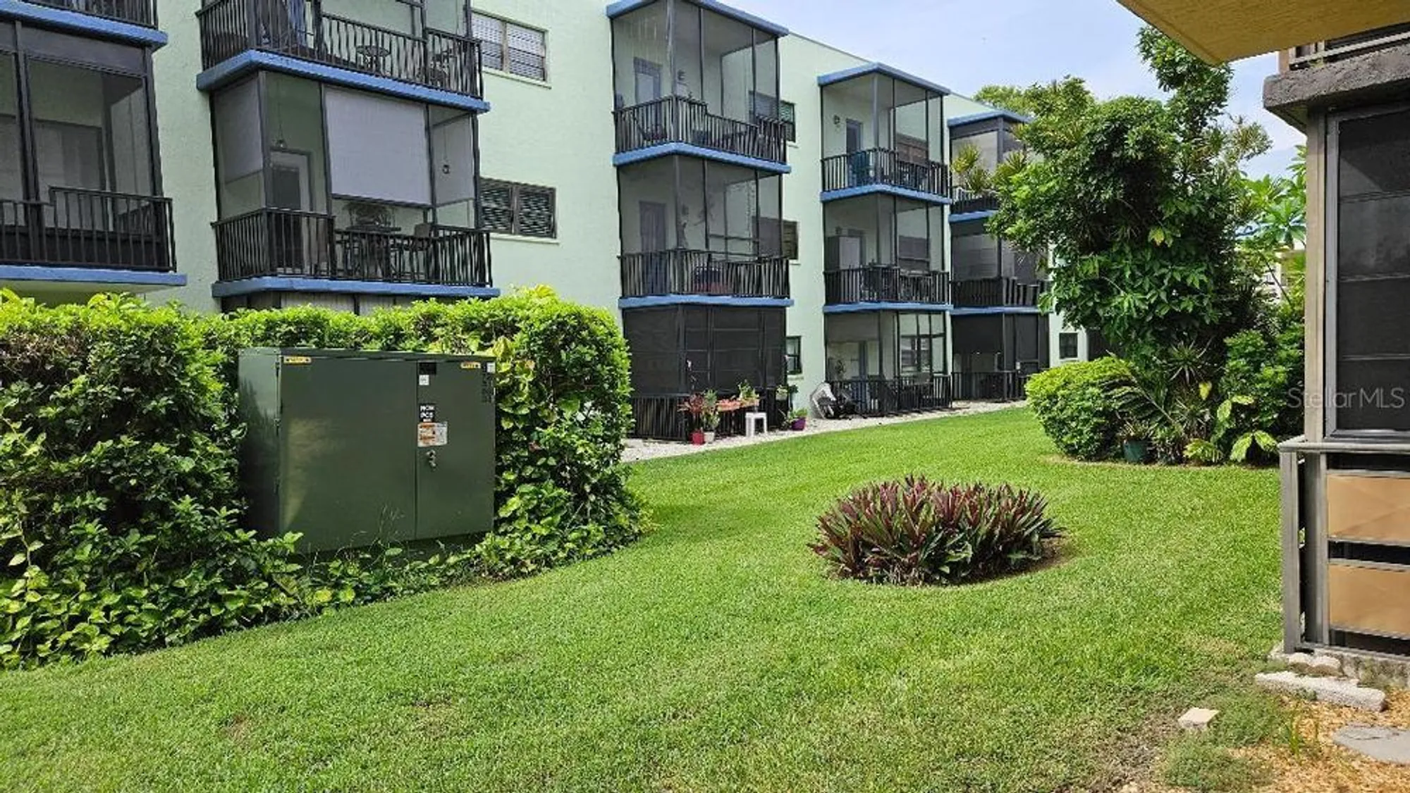 Property Slideshow image 3 of 33 | 5975 terrace park dr n unit 105, Saint Petersburg, FL, 33709