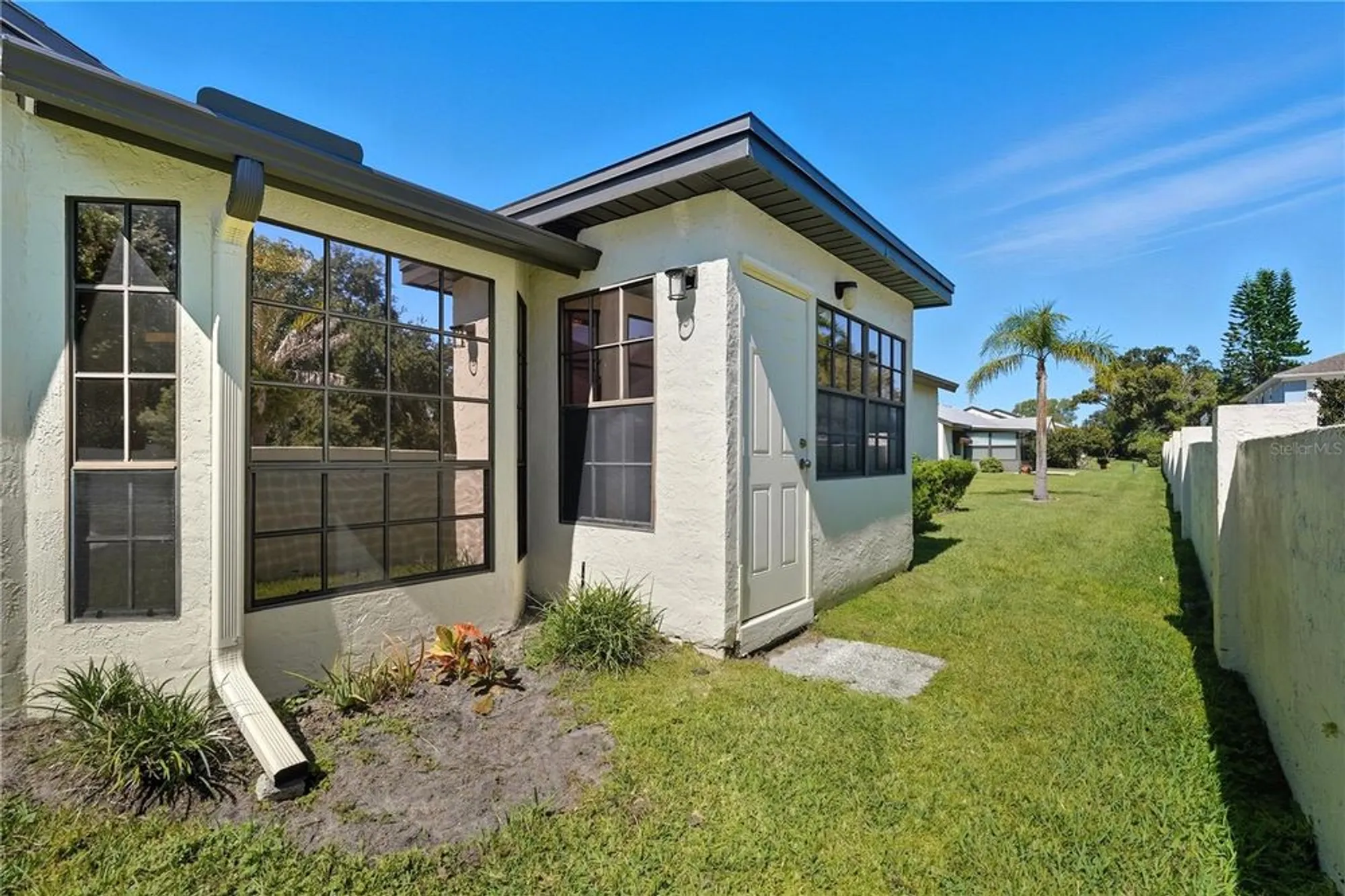 Property Slideshow image 24 of 31 | 3499 cedar ln, Palm Harbor, FL, 34684