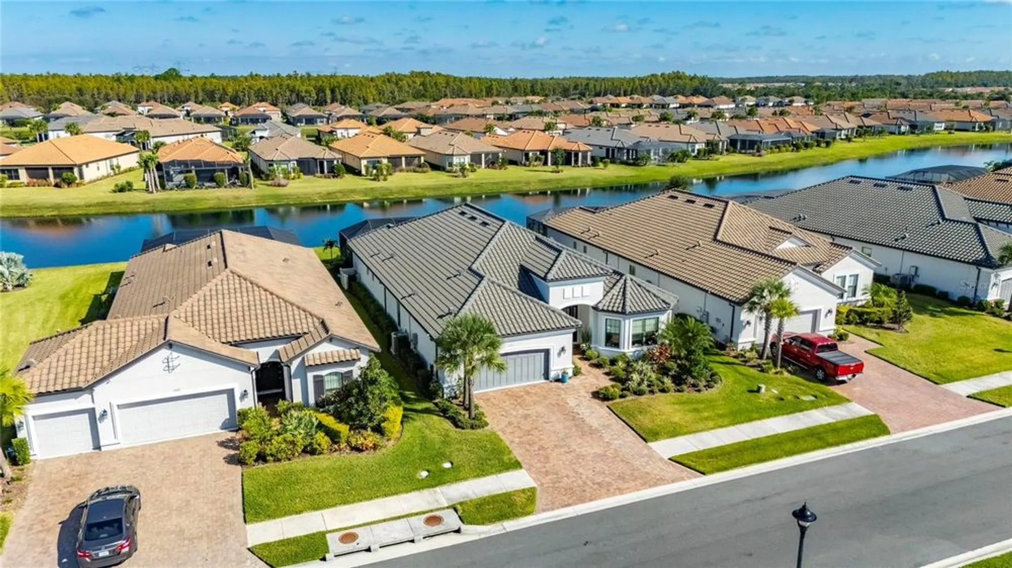 Property Slideshow image 87 of 99 | 11121 egeria dr, Odessa, FL, 33556