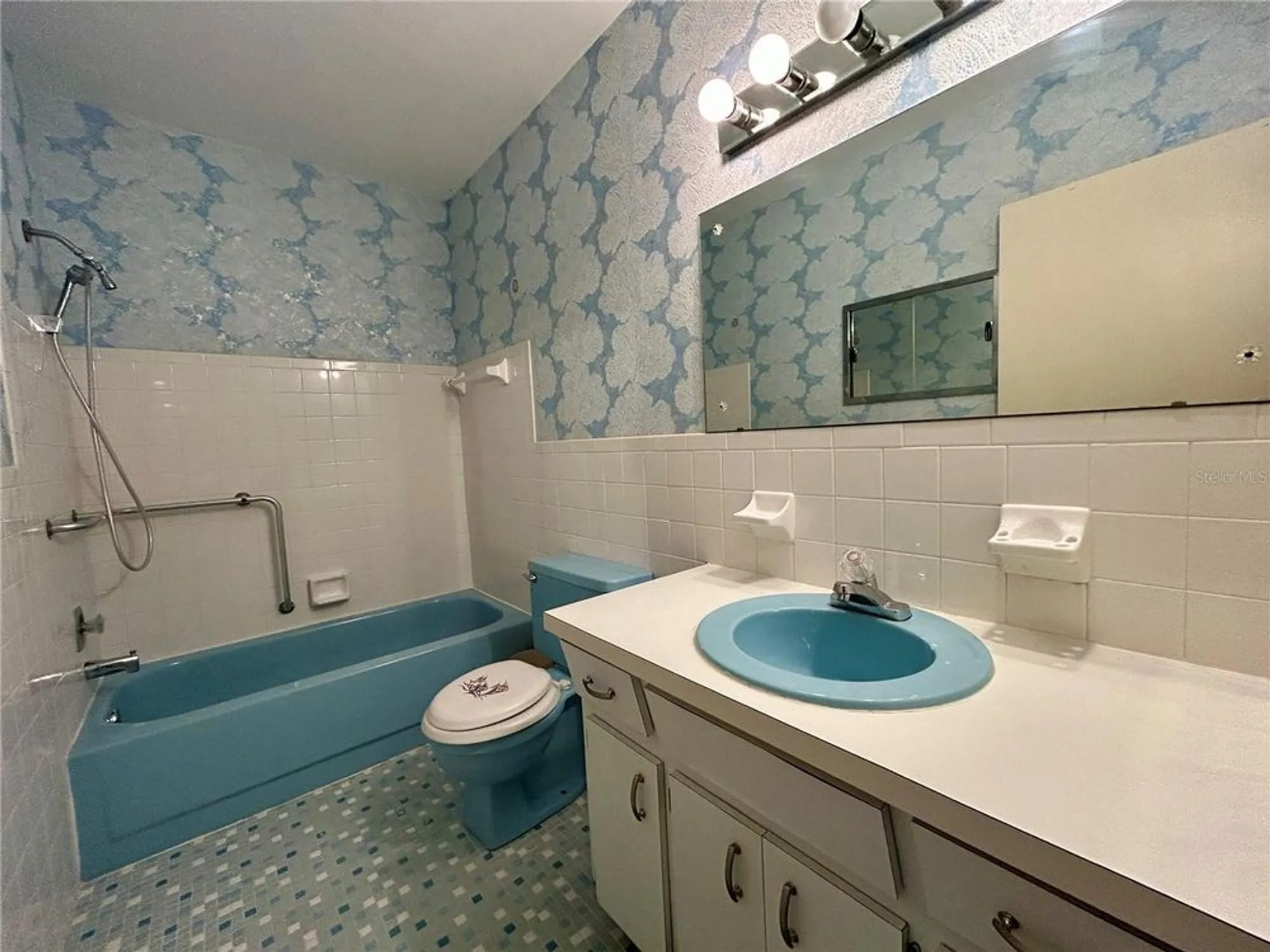 Property Slideshow image 32 of 57 | 2350 haitian dr 60, Clearwater, FL, 33763