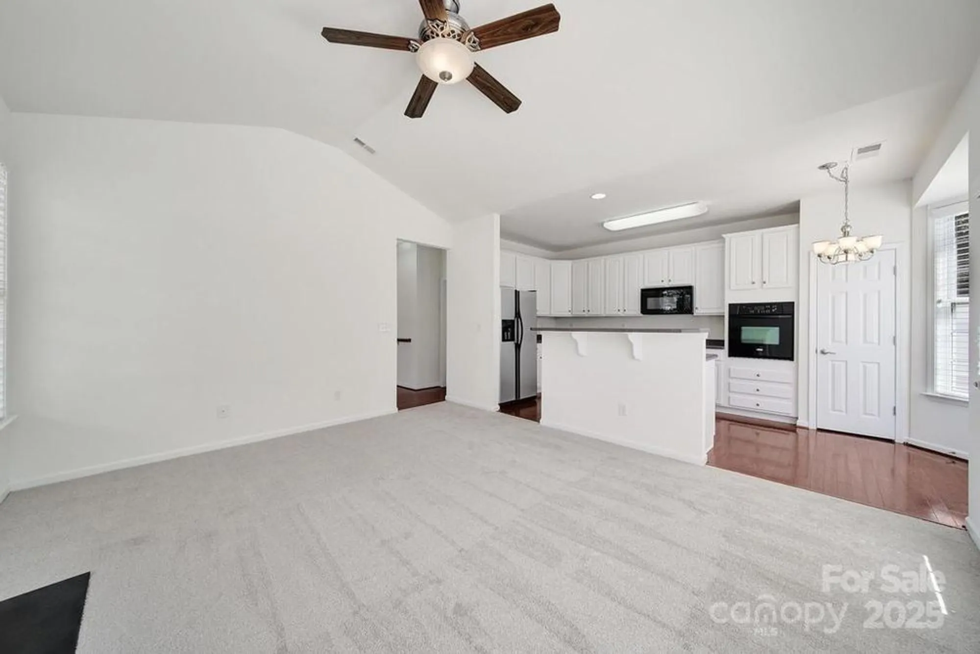 Property Slideshow image 9 of 40 | 328 garnet ct, Fort Mill, SC, 29708