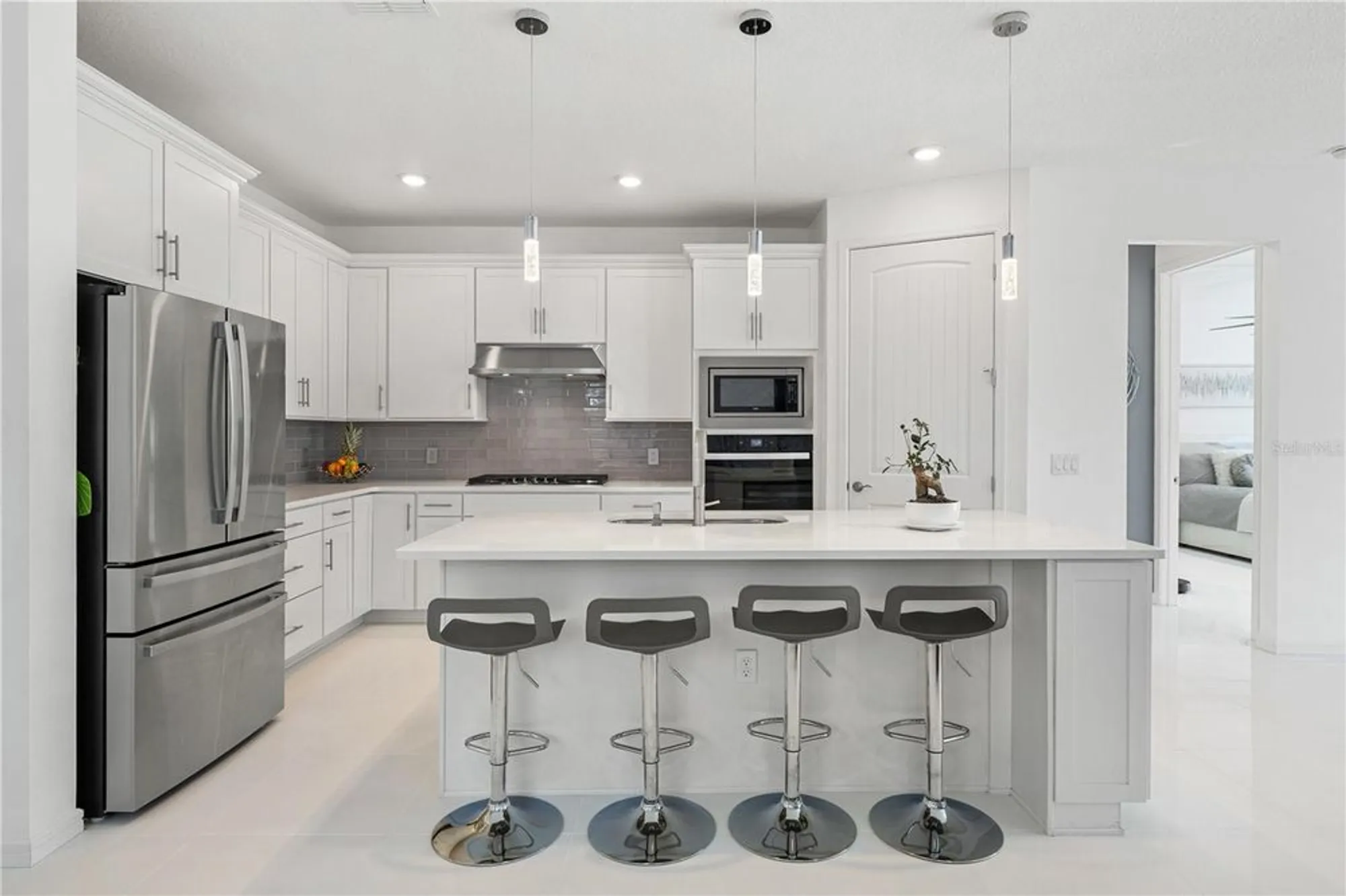 Property Slideshow image 11 of 70 | 15162 canopy cove dr, Winter Garden, FL, 34787