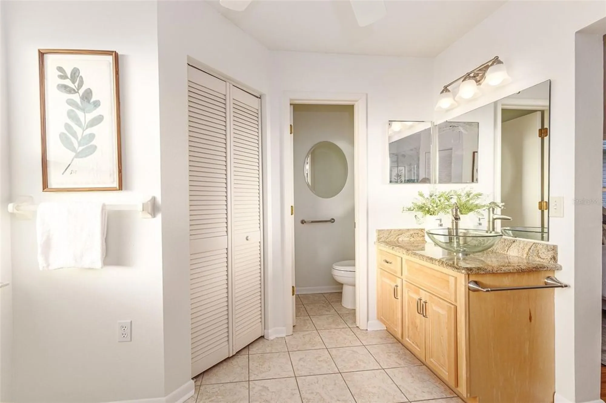 Property Slideshow image 22 of 33 | 1635 colonnades cir, Lakeland, FL, 33811