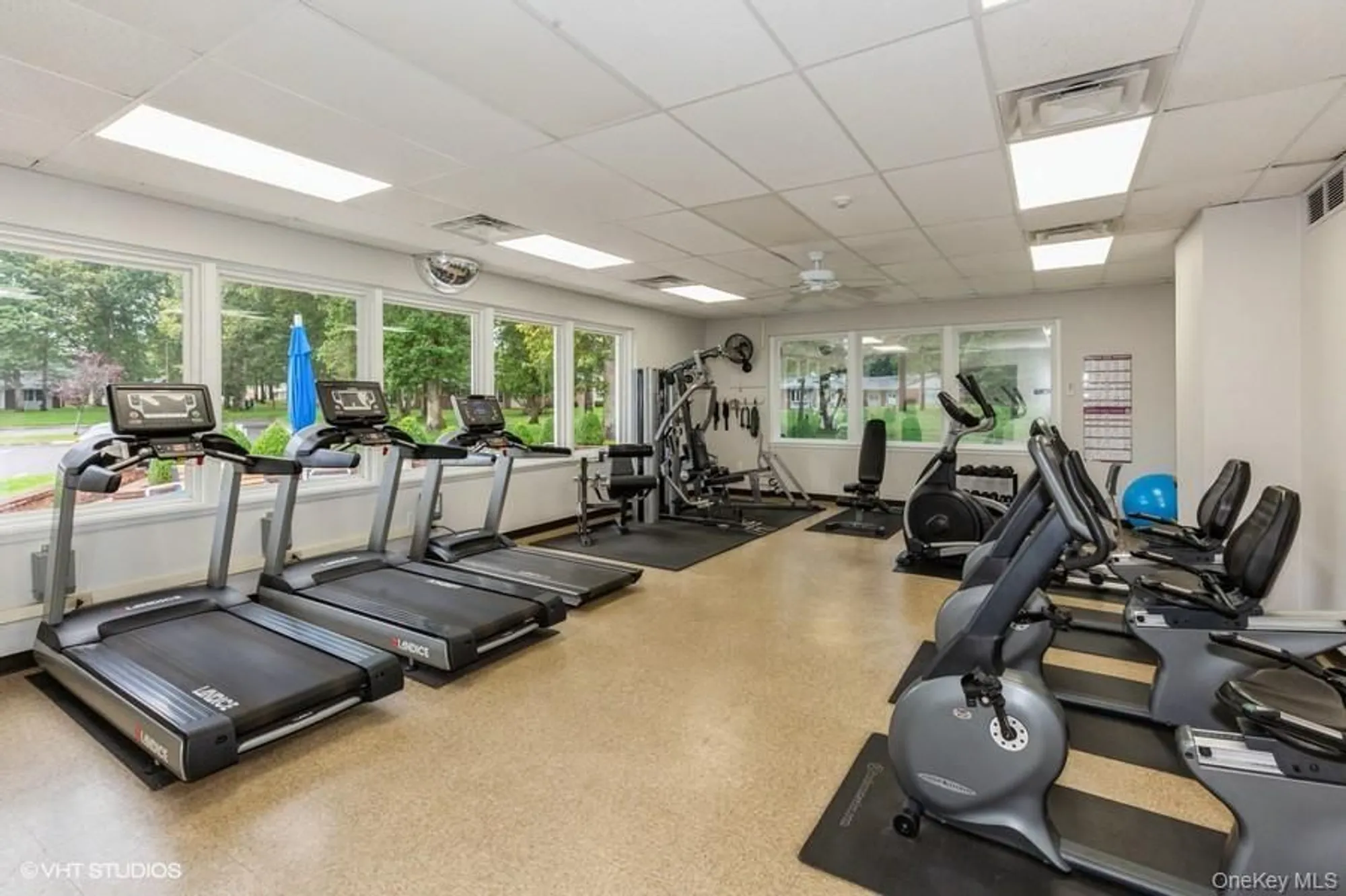 Property Slideshow image 20 of 22 | 166 ventry ct b, Ridge, NY, 11961