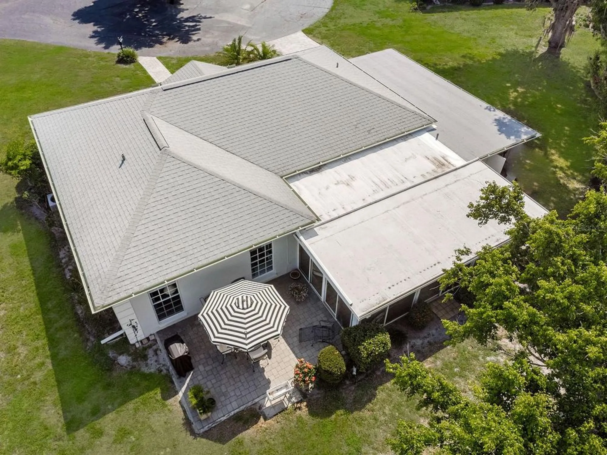 Property Slideshow image 45 of 73 | 1 curacao cir 44, Englewood, FL, 34223