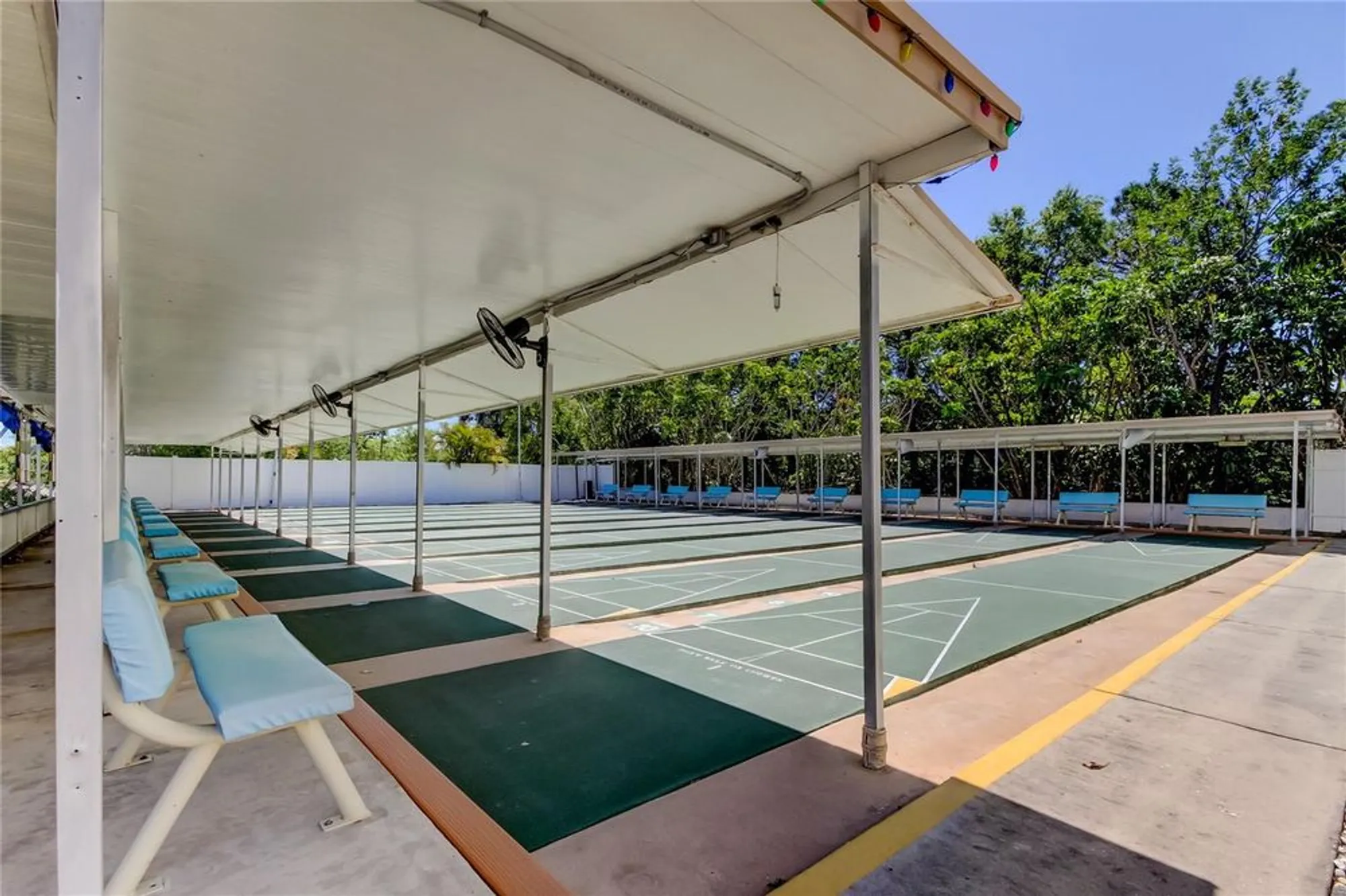 Property Slideshow image 41 of 50 | 5521 80th st n unit 315, Saint Petersburg, FL, 33709