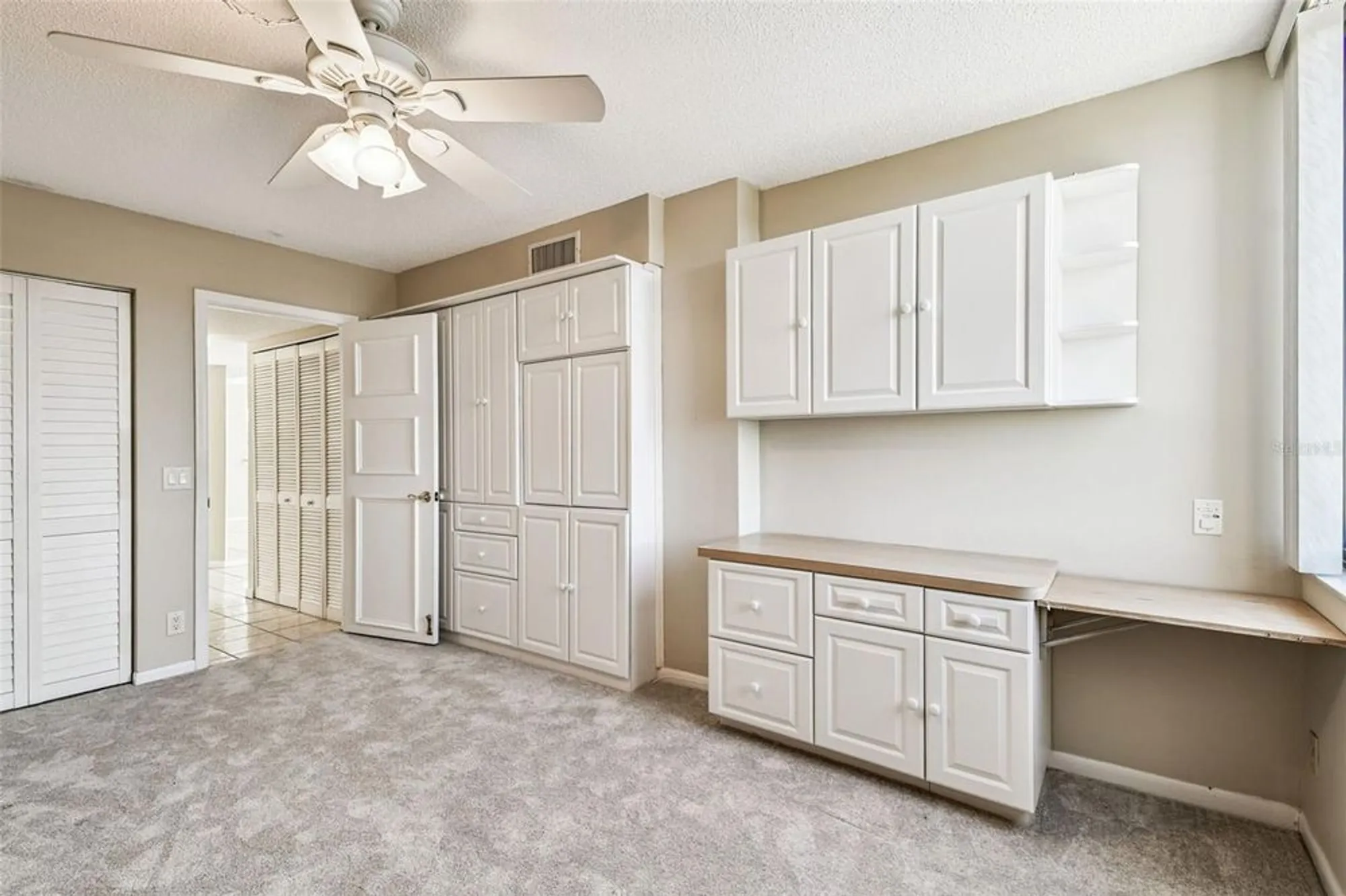 Property Slideshow image 29 of 49 | 6104 palma del mar blvd s apt 402, St Petersburg, FL, 33715