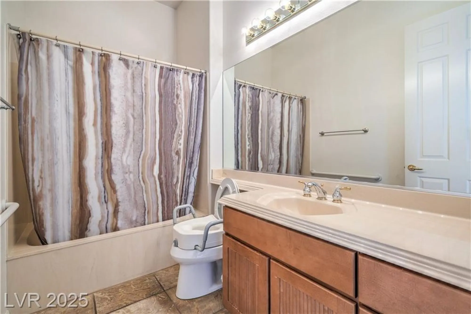 Property Slideshow image 29 of 60 | 2106 fort sanders st, Henderson, NV, 89052