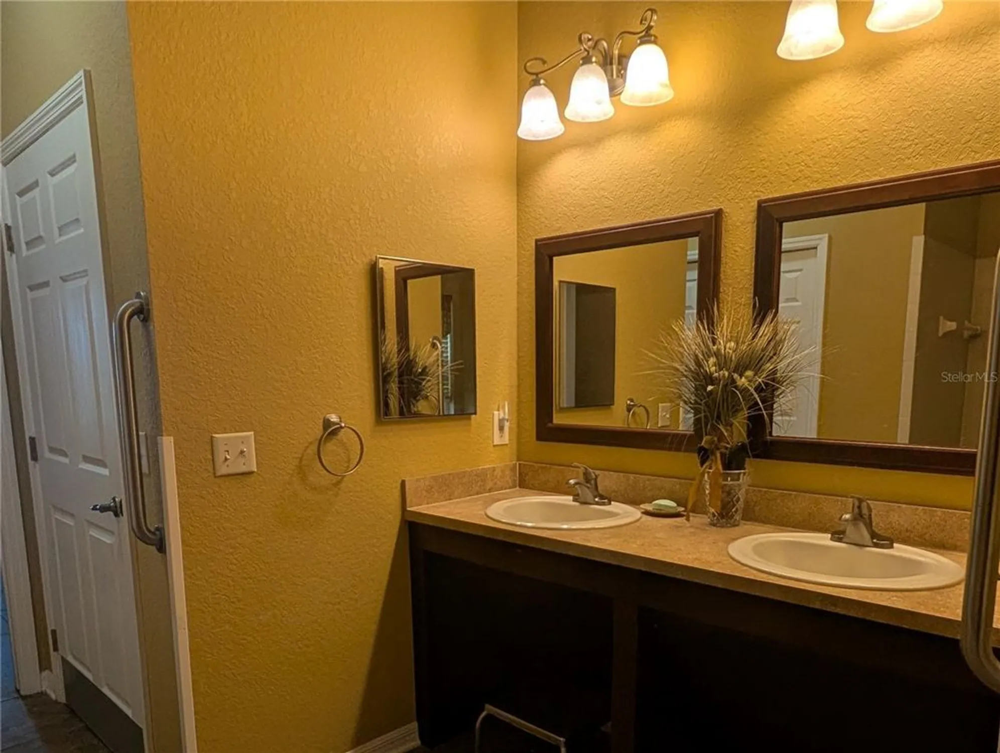 Property Slideshow image 20 of 36 | 5384 hogan ln, Winter Haven, FL, 33884