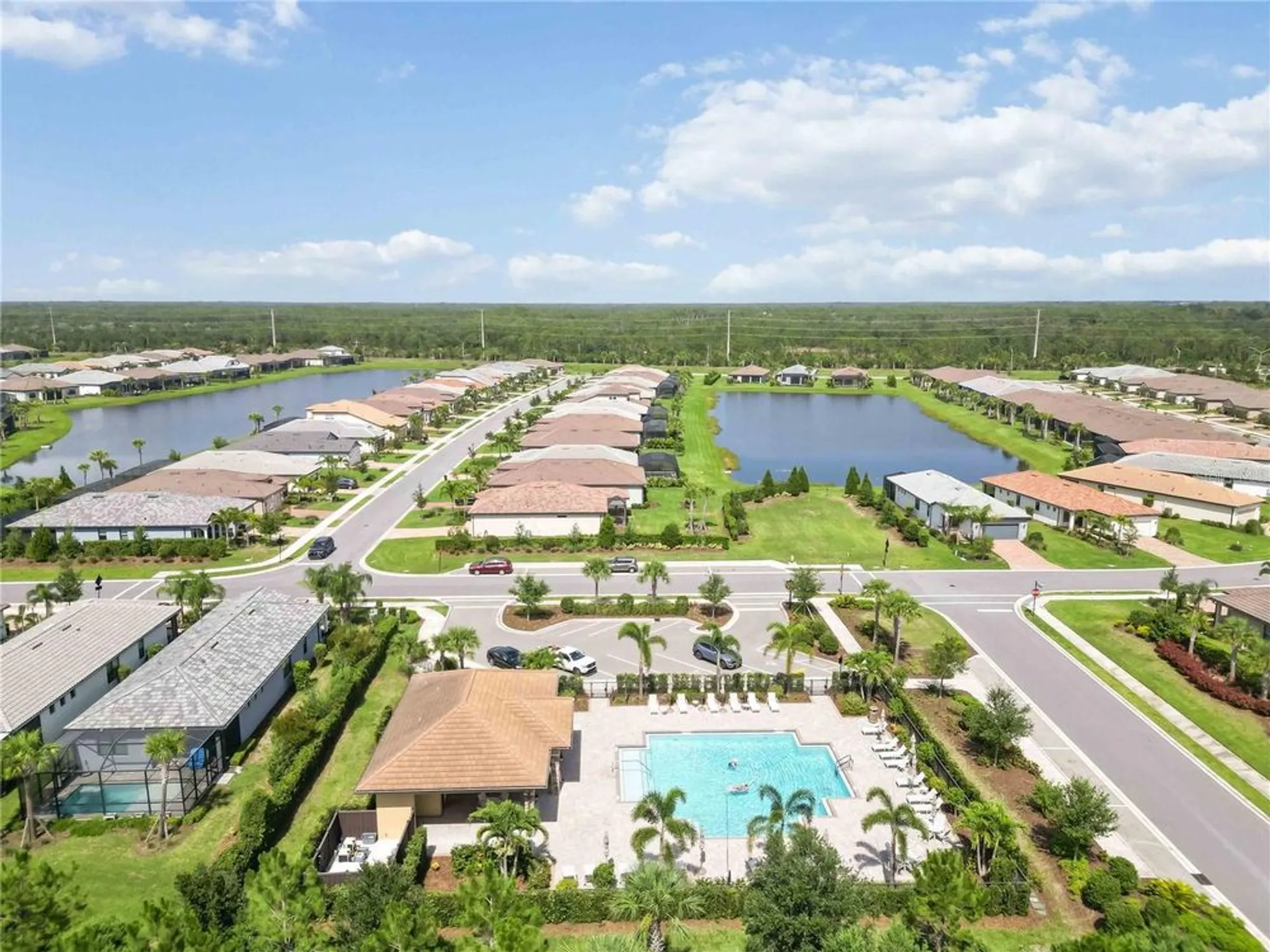 Property Slideshow image 62 of 79 | 7758 summerland cv, Bradenton, FL, 34202