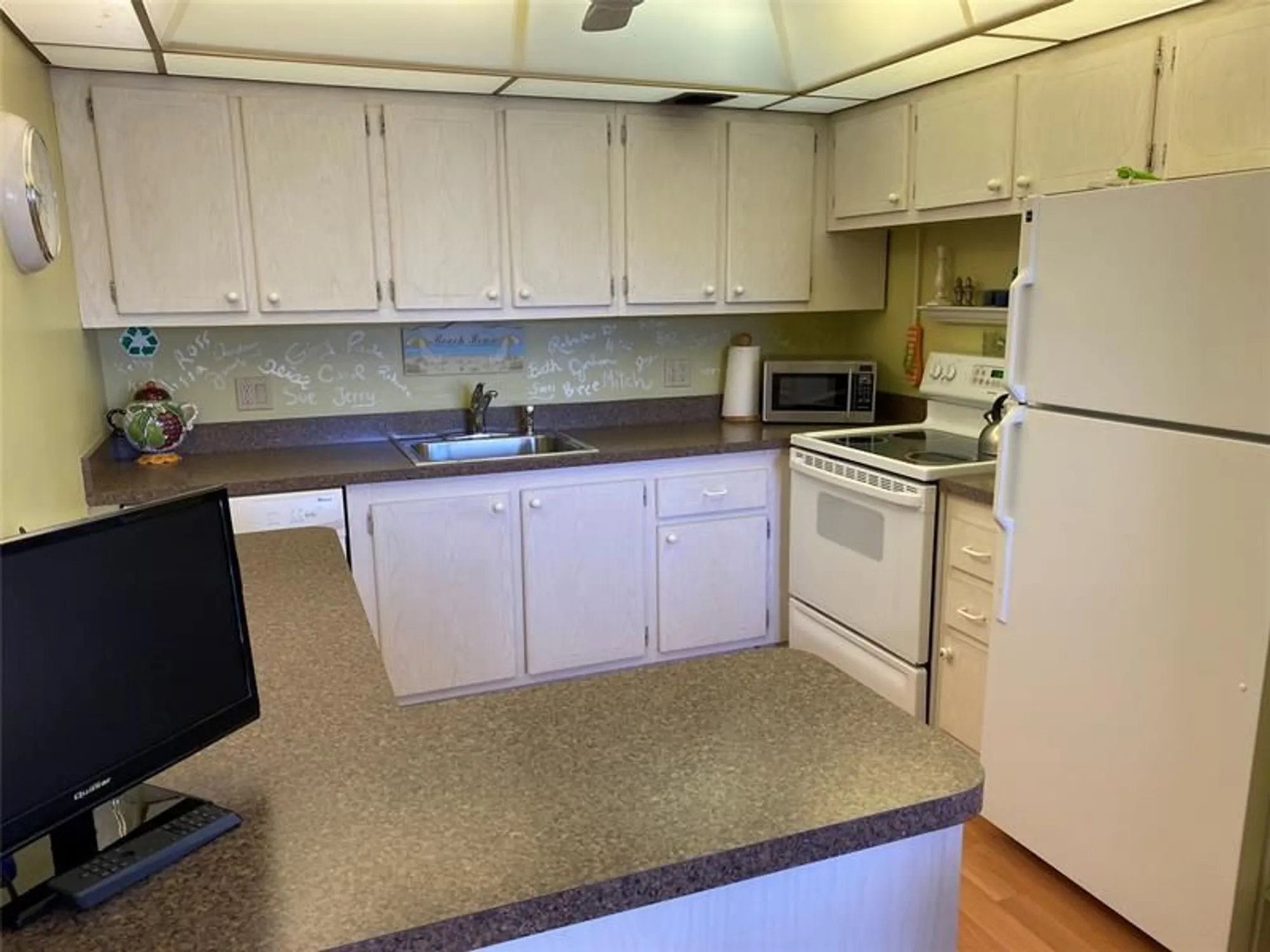 Property Slideshow image 6 of 50 | 19 ashby a # 19, Deerfield Beach, FL, 33442