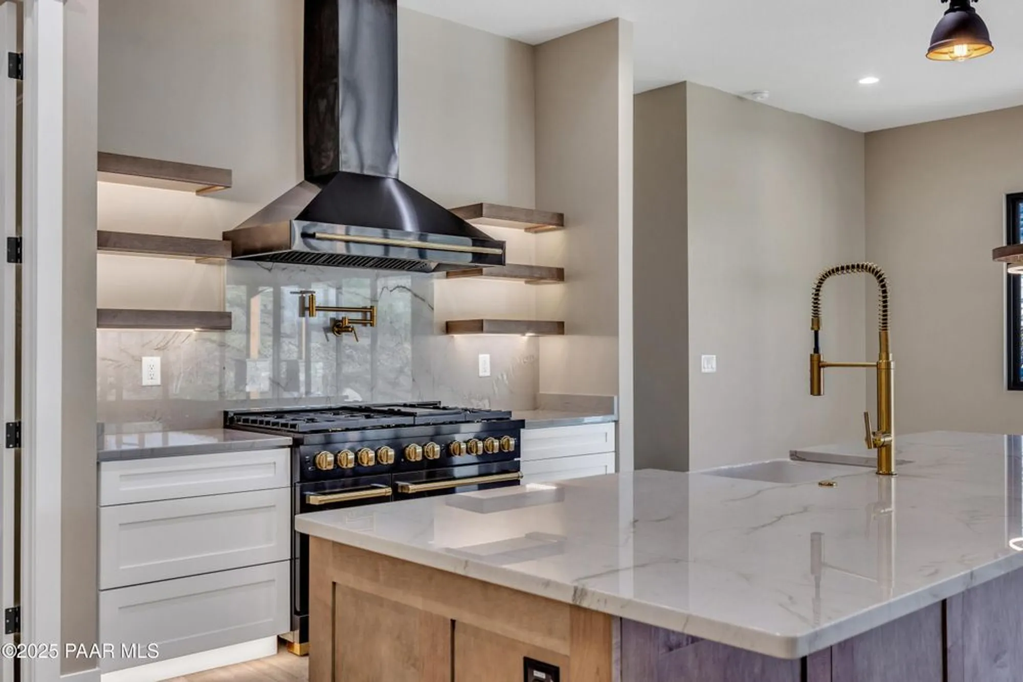 Property Slideshow image 12 of 60 | 4701 sharp shooter way, Prescott, AZ, 86301