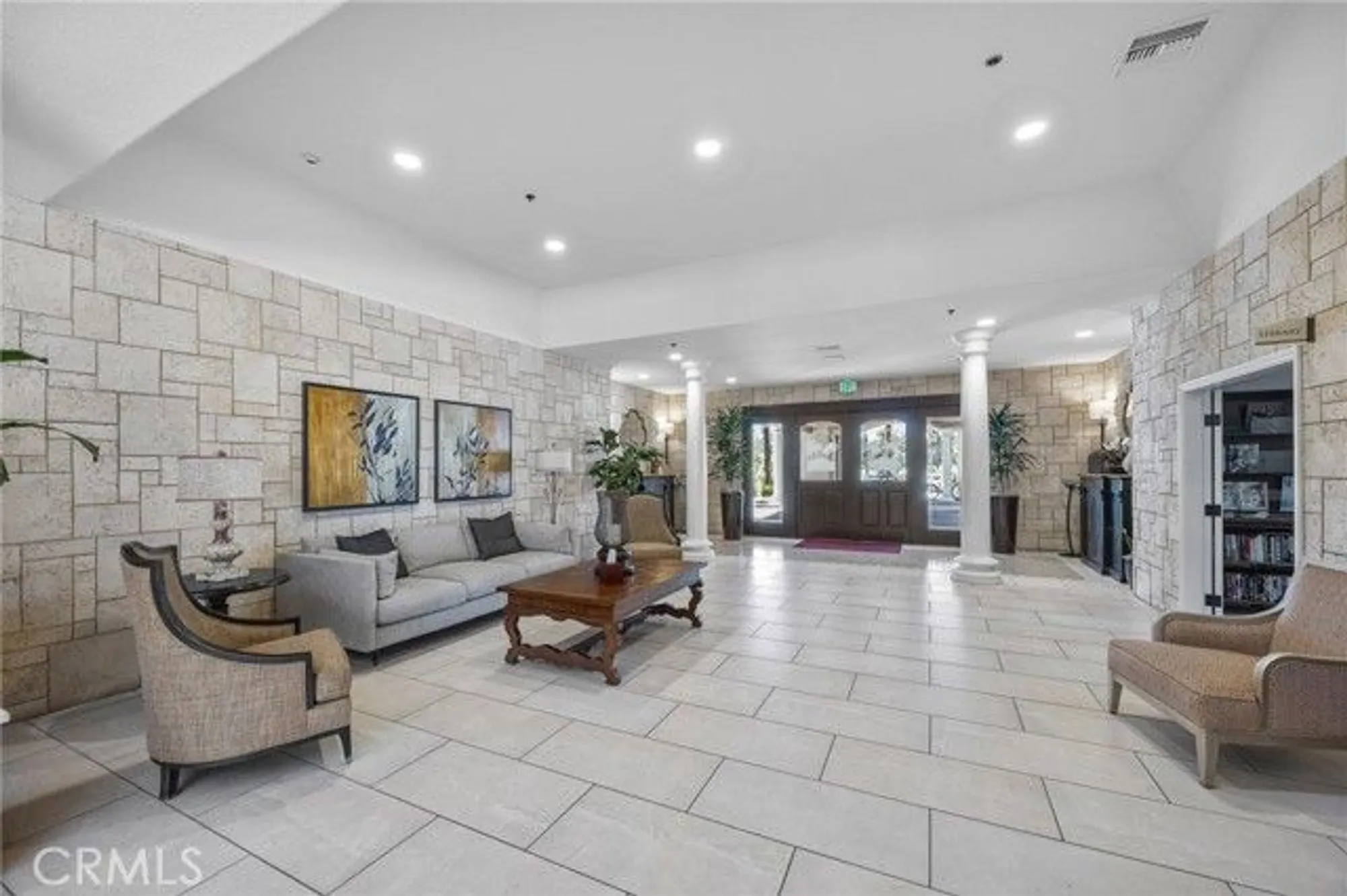 Property Slideshow image 36 of 43 | 40311 via ambiente, Murrieta, CA, 92562