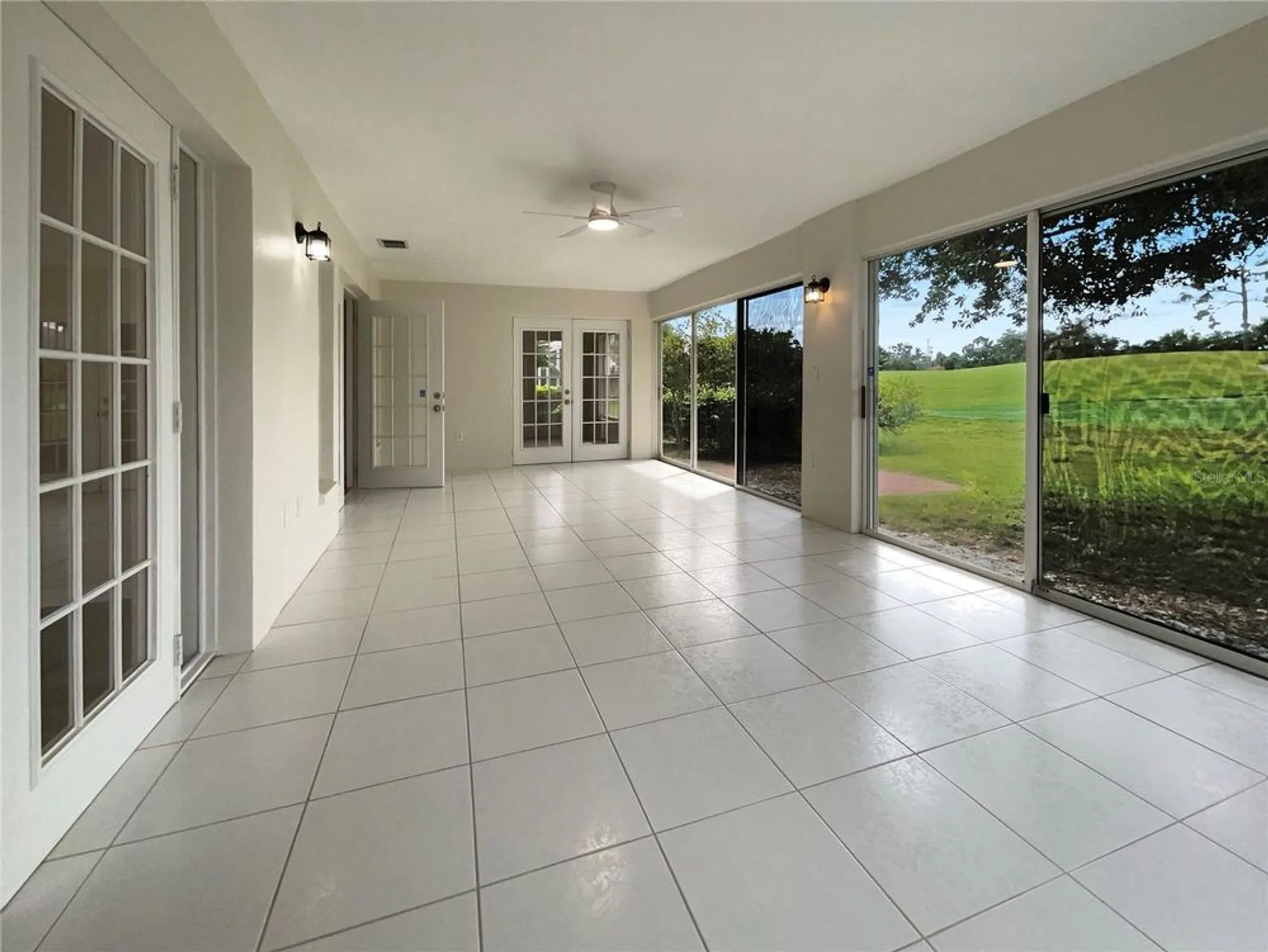 Property Slideshow image 21 of 34 | 7526 fairlinks ct, Sarasota, FL, 34243