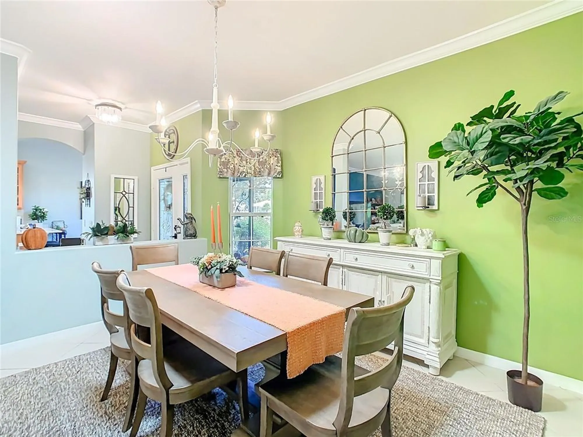 Property Slideshow image 10 of 76 | 680 portofino dr, Poinciana, FL, 34759