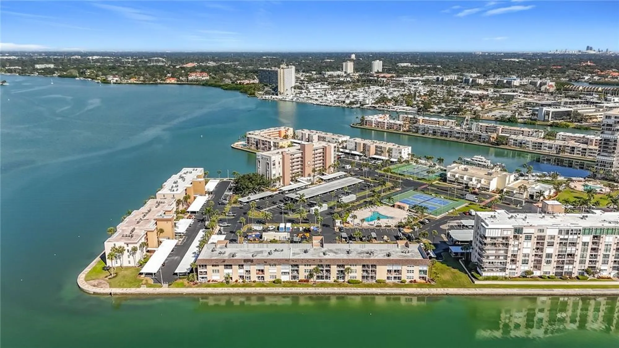 Property Slideshow image 41 of 65 | 7930 sun island dr 111, South Pasadena, FL, 33707