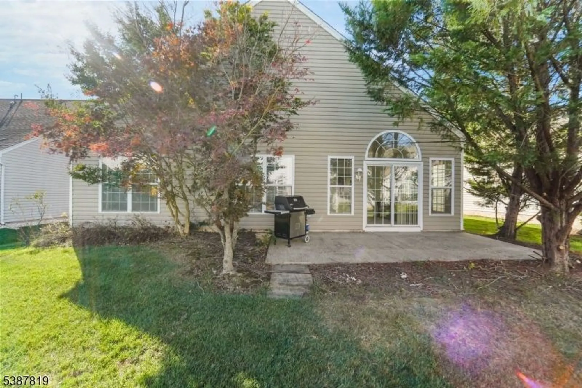 Property Slideshow image 22 of 23 | 373 windfall ln, Somerset, NJ, 08873