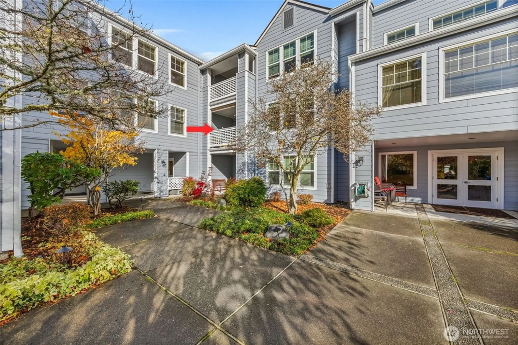 Property Slideshow image 29 of 40 | 4081 224th ln 210, Issaquah, WA, 98029