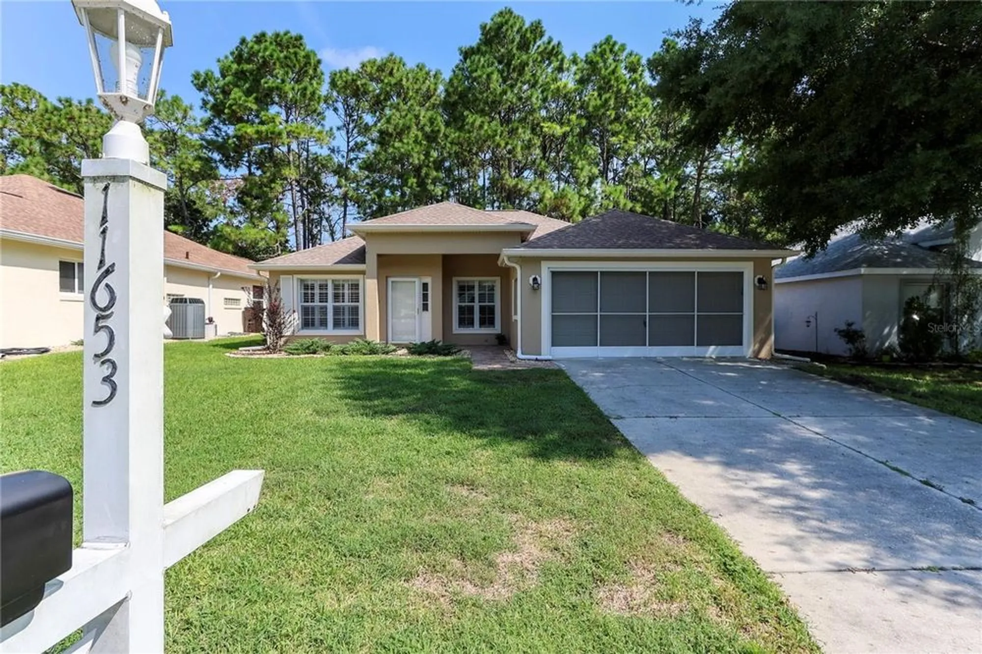 Property Slideshow image 2 of 54 | 11653 sw 72nd cir, Ocala, FL, 34476